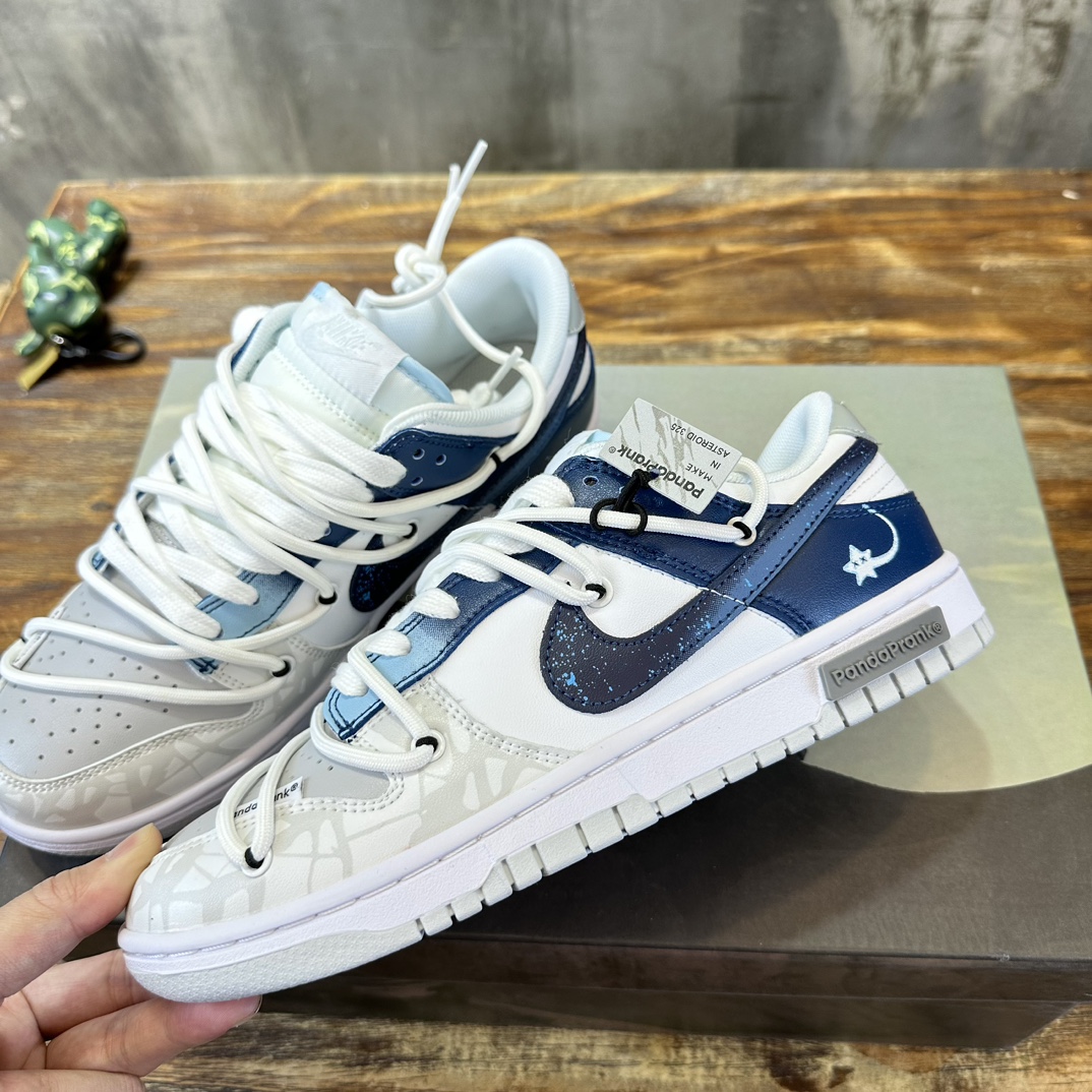 Nike SB Dunk Low
