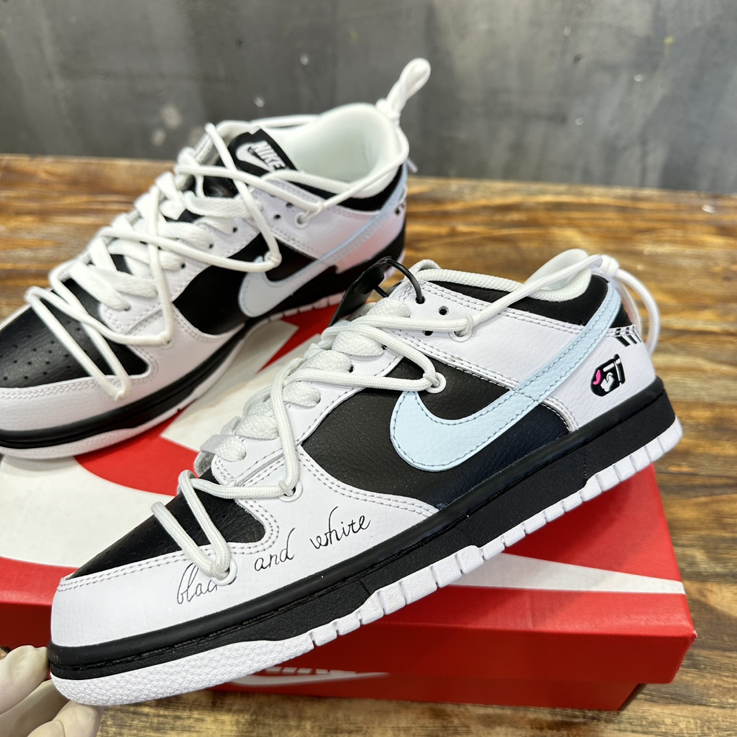 Nike SB Dunk Low