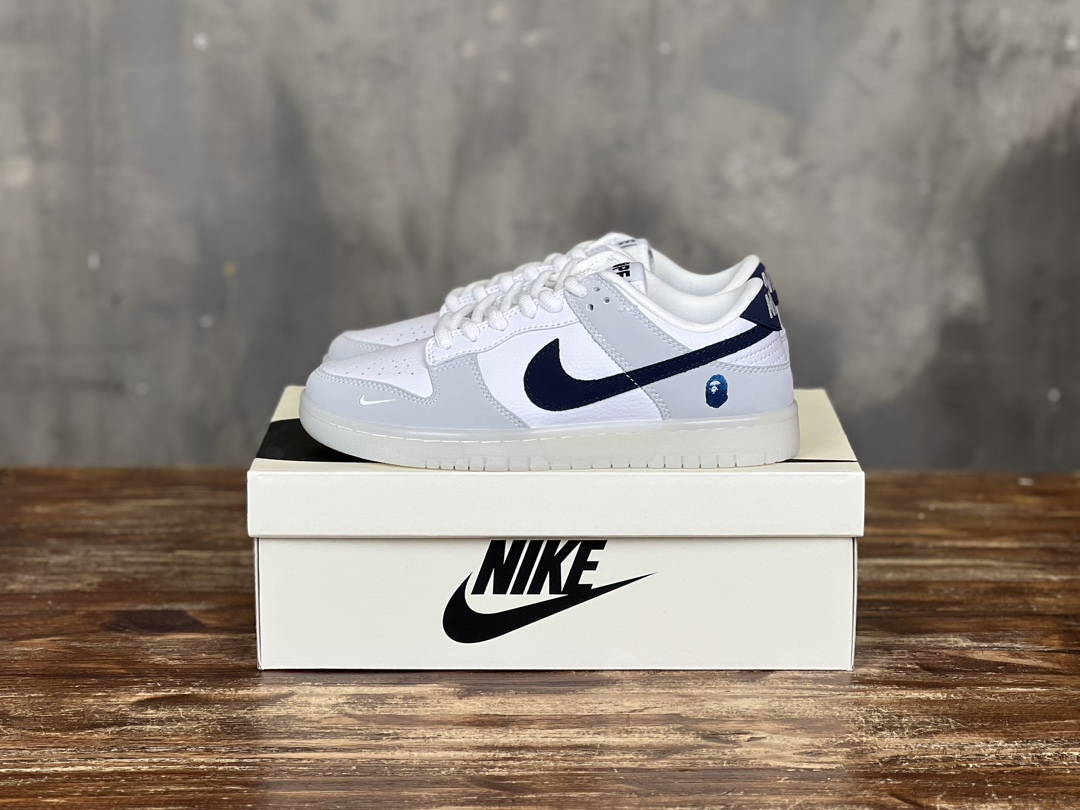 Nike SB Dunk Low