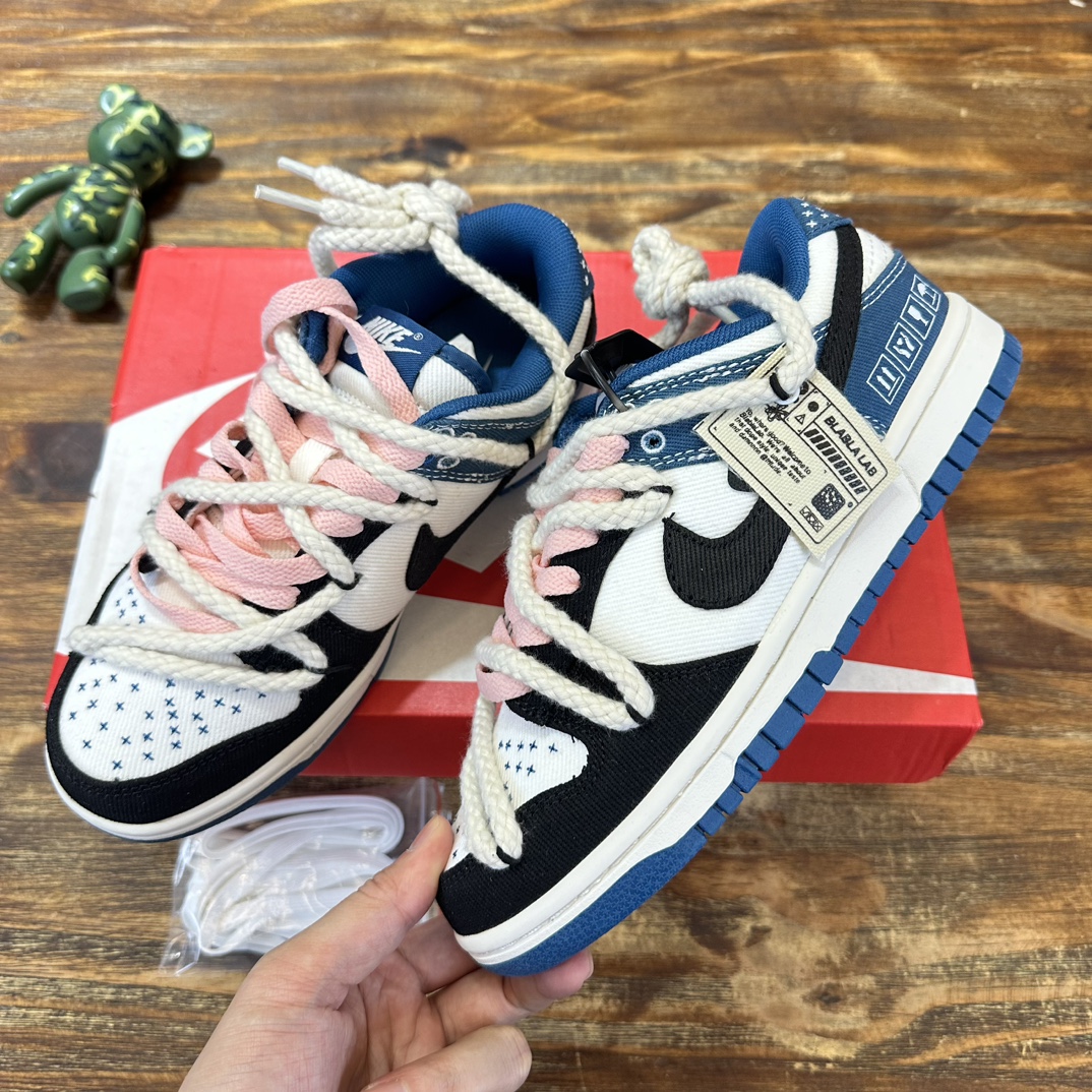 Nike SB Dunk Low