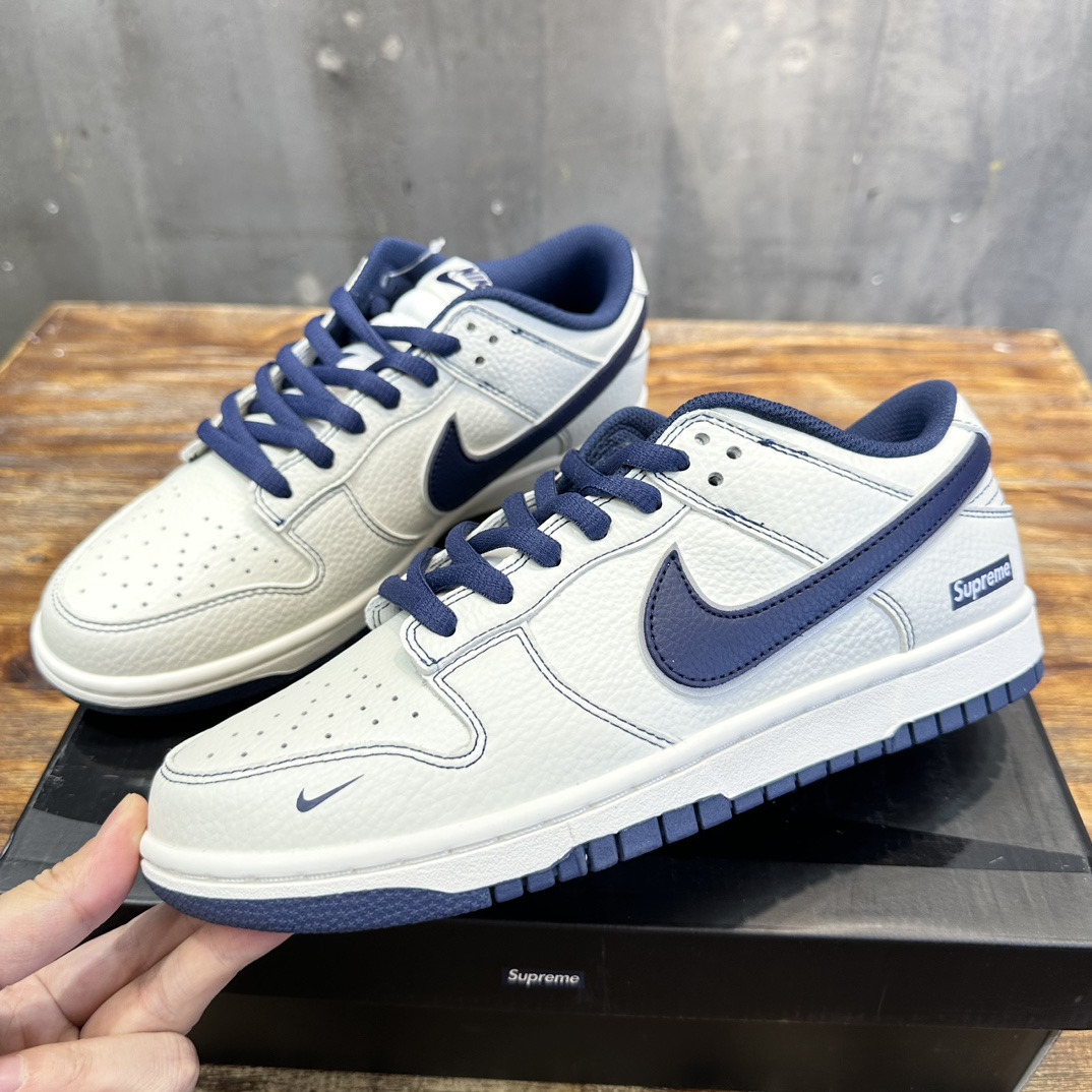 Nike SB Dunk Low