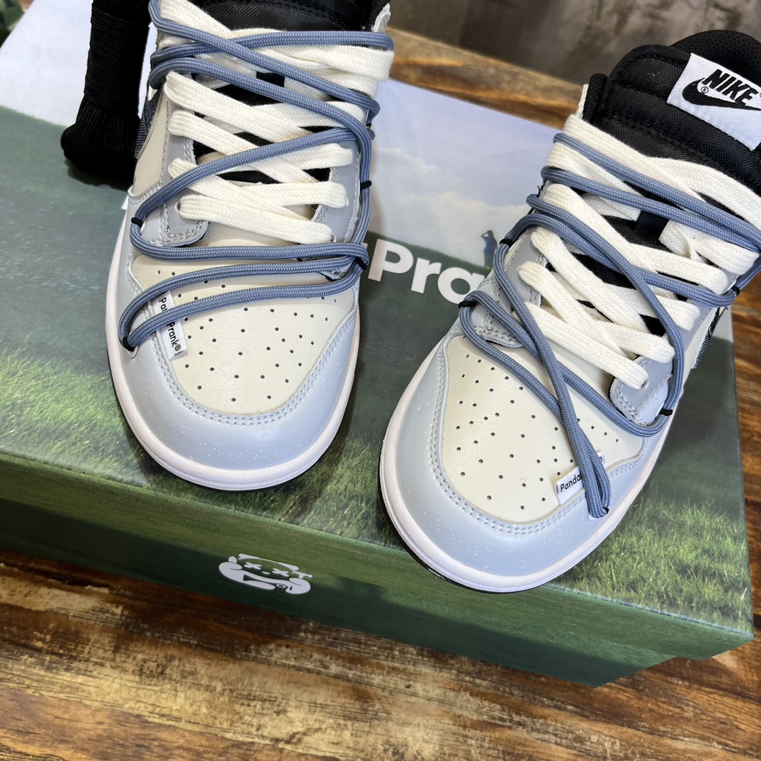Nike SB Dunk Low
