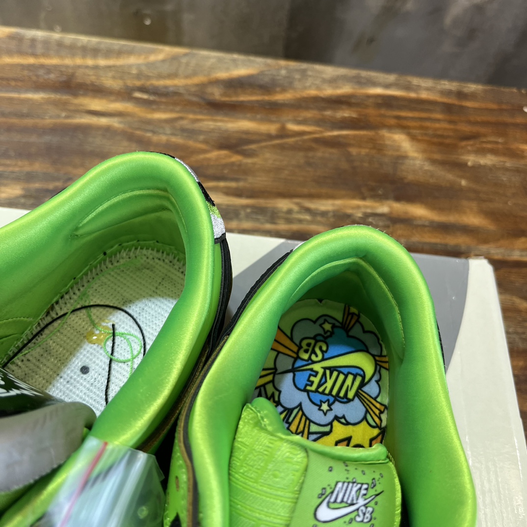 Nike SB Dunk Low