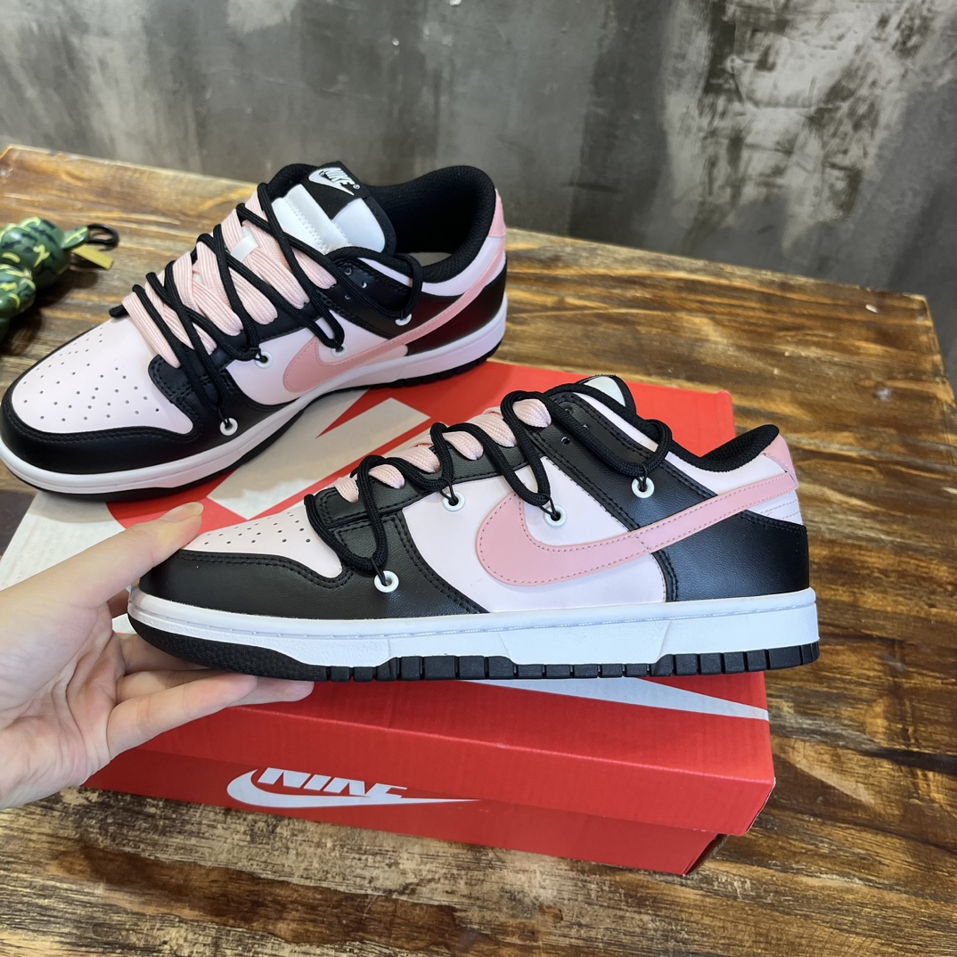 Nike SB Dunk Low