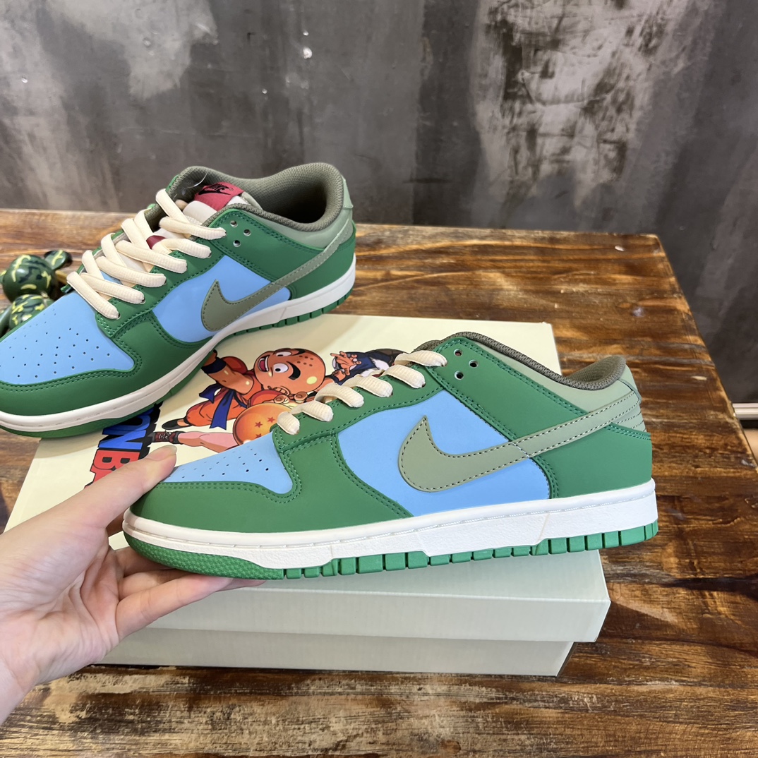 Nike SB Dunk Low