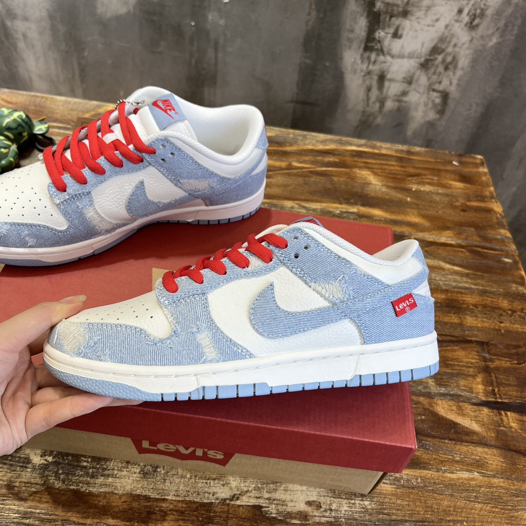Nike SB Dunk Low