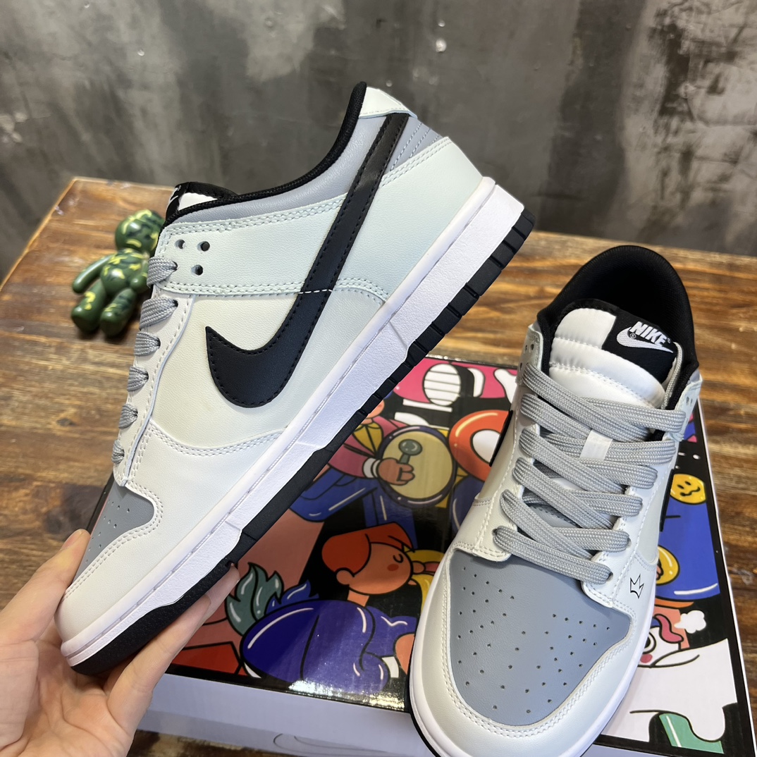 Nike SB Dunk Low