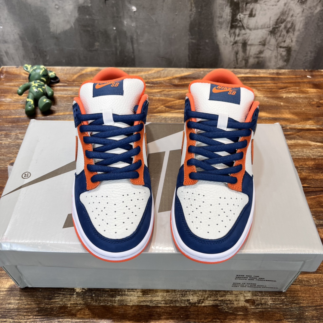 Nike SB Dunk Low