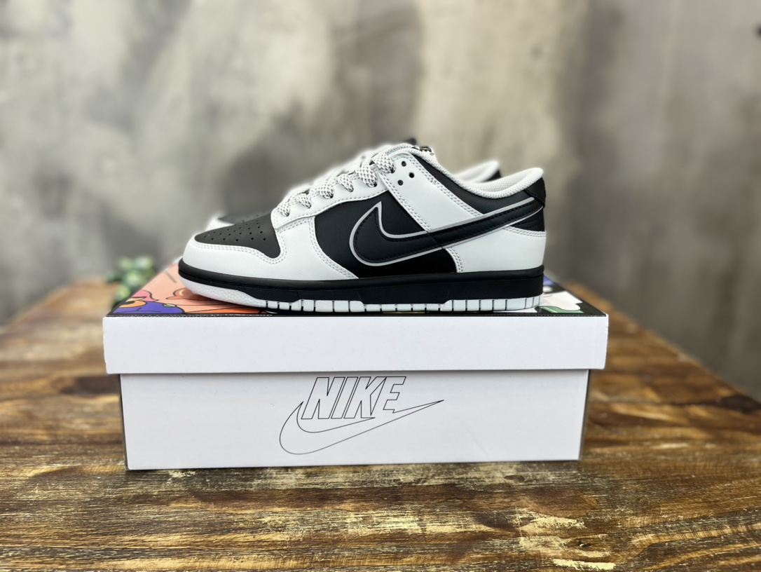 Nike SB Dunk Low