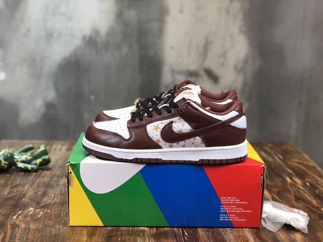 Nike SB Dunk Low