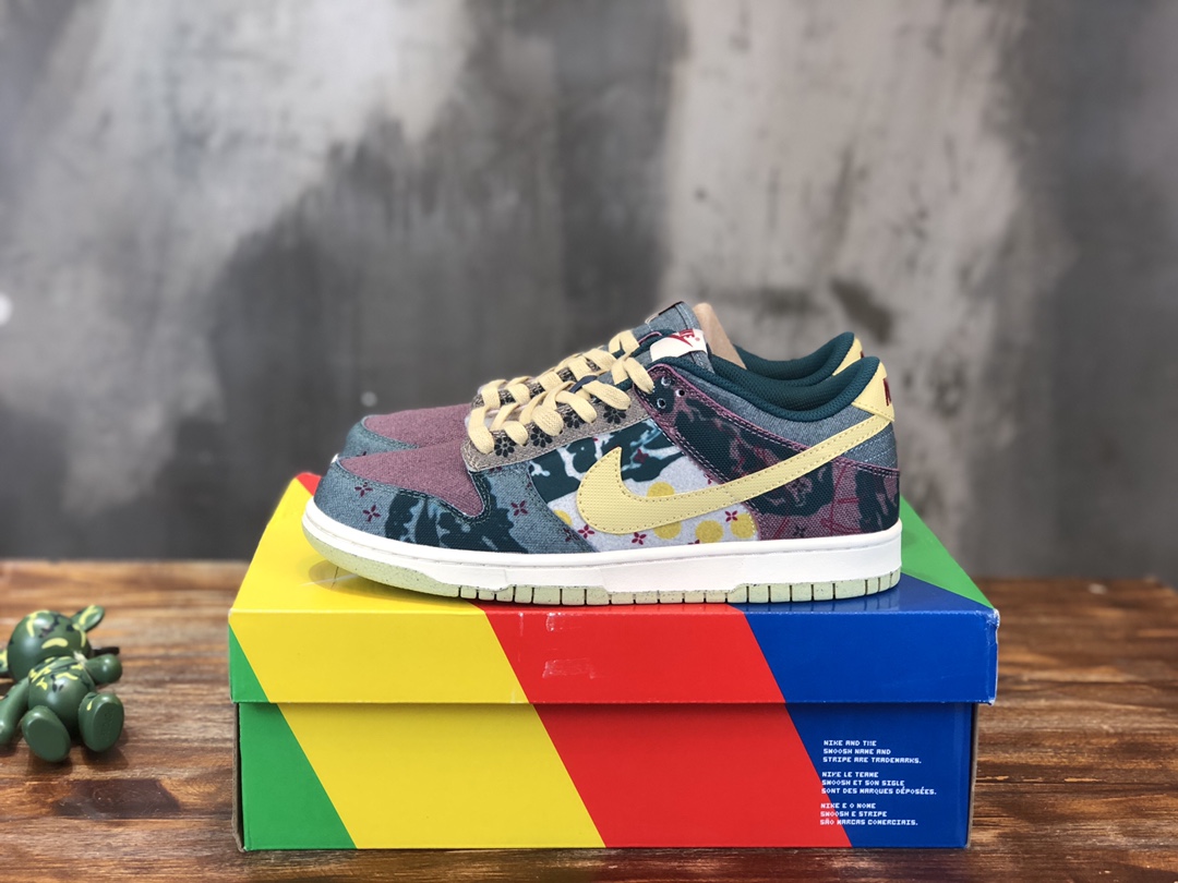 Nike SB Dunk Low