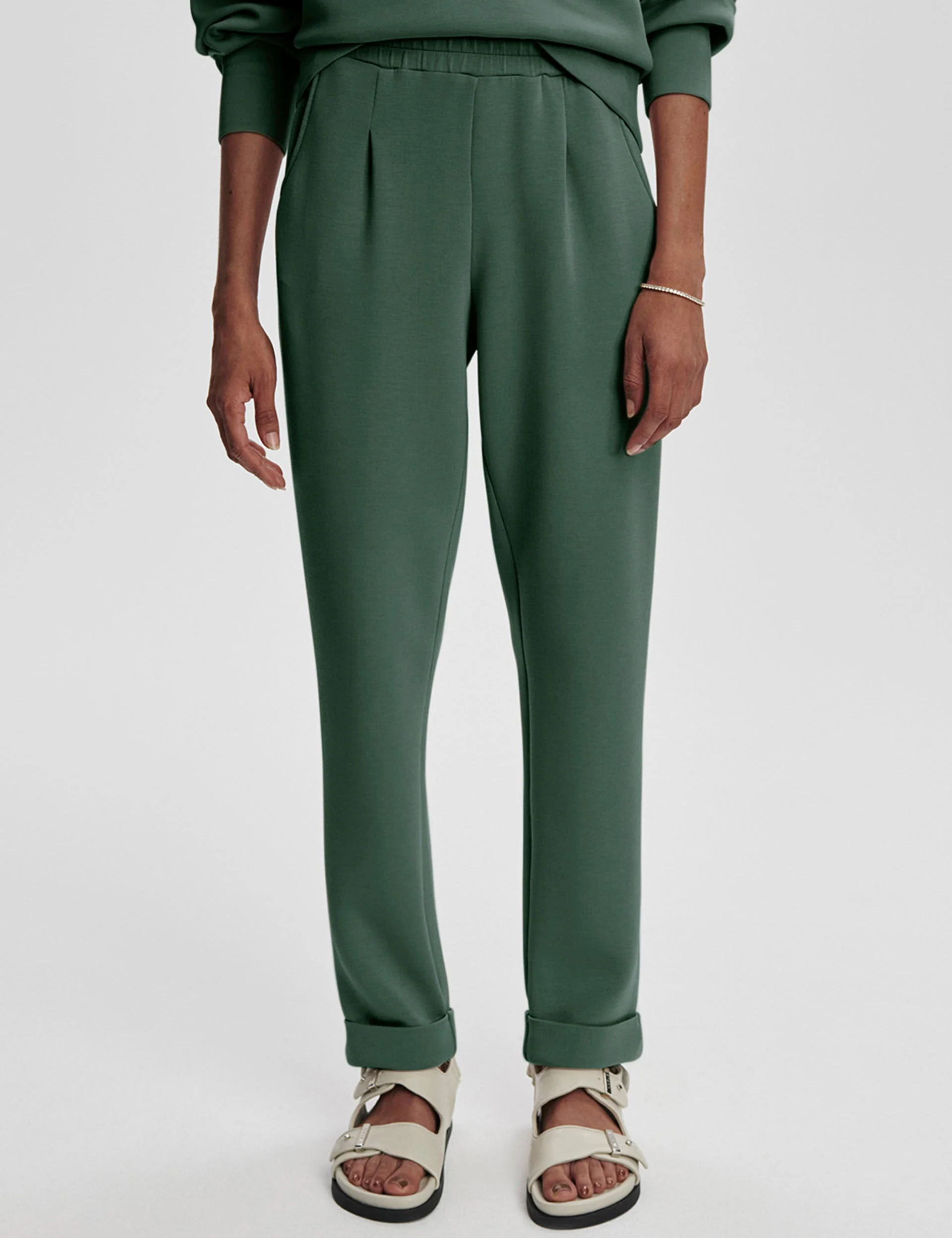 The Rolled Cuff Pant 25