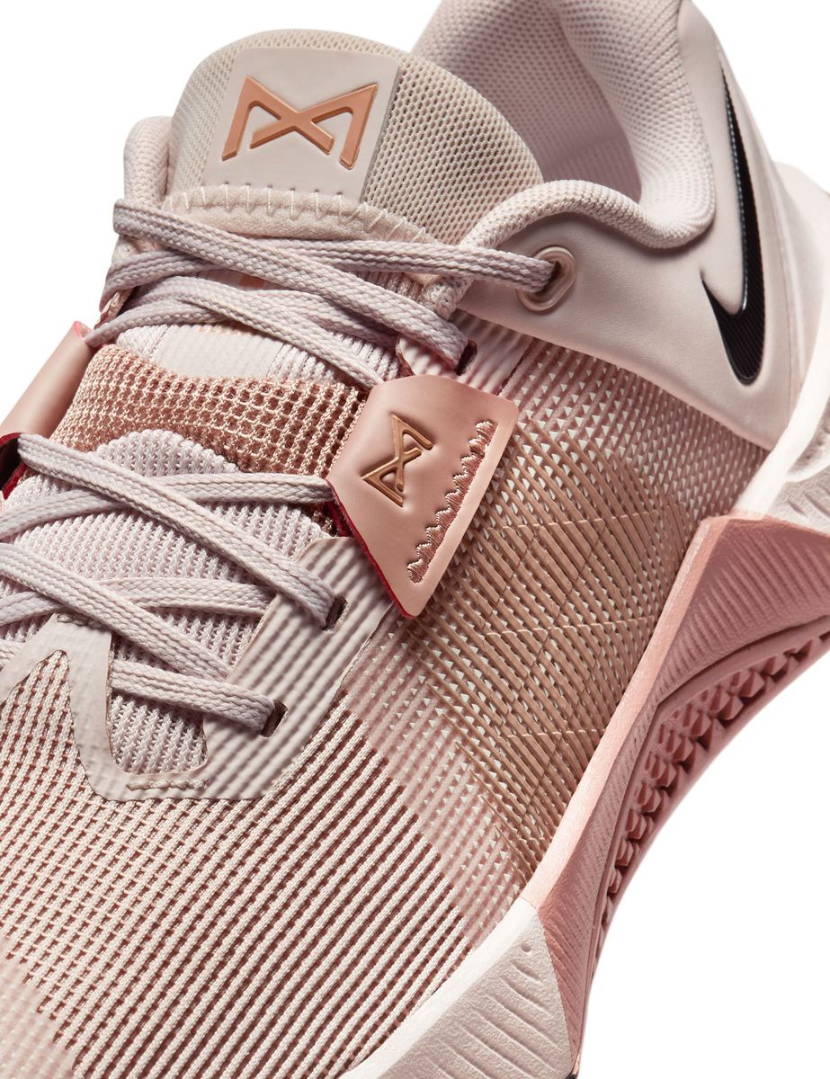 Metcon 10 Shoes - Silt Red/Particle Pink/Metallic Silver/Black