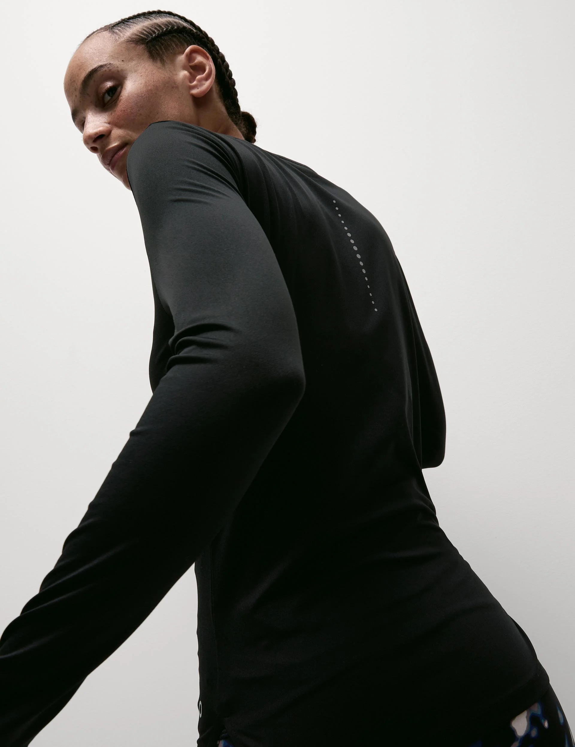 Scoop Neck Fitted Gym Top - Black