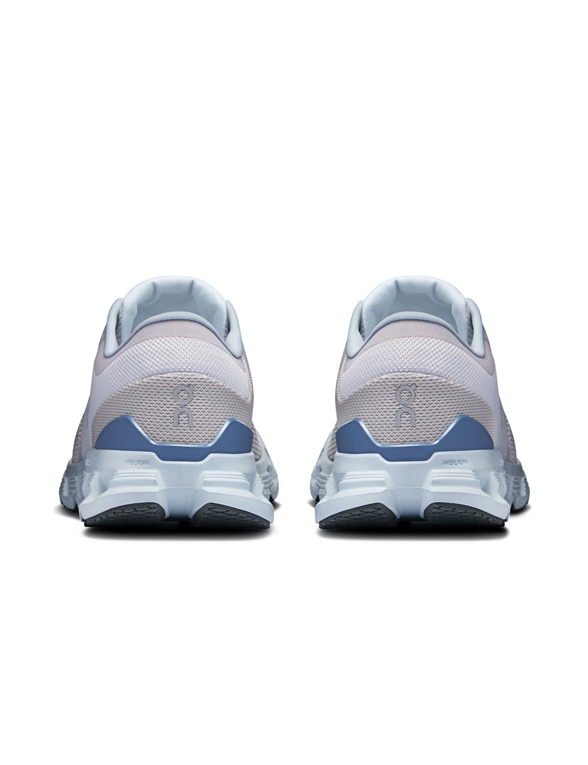 Cloud X 4 - Silver/Chambray