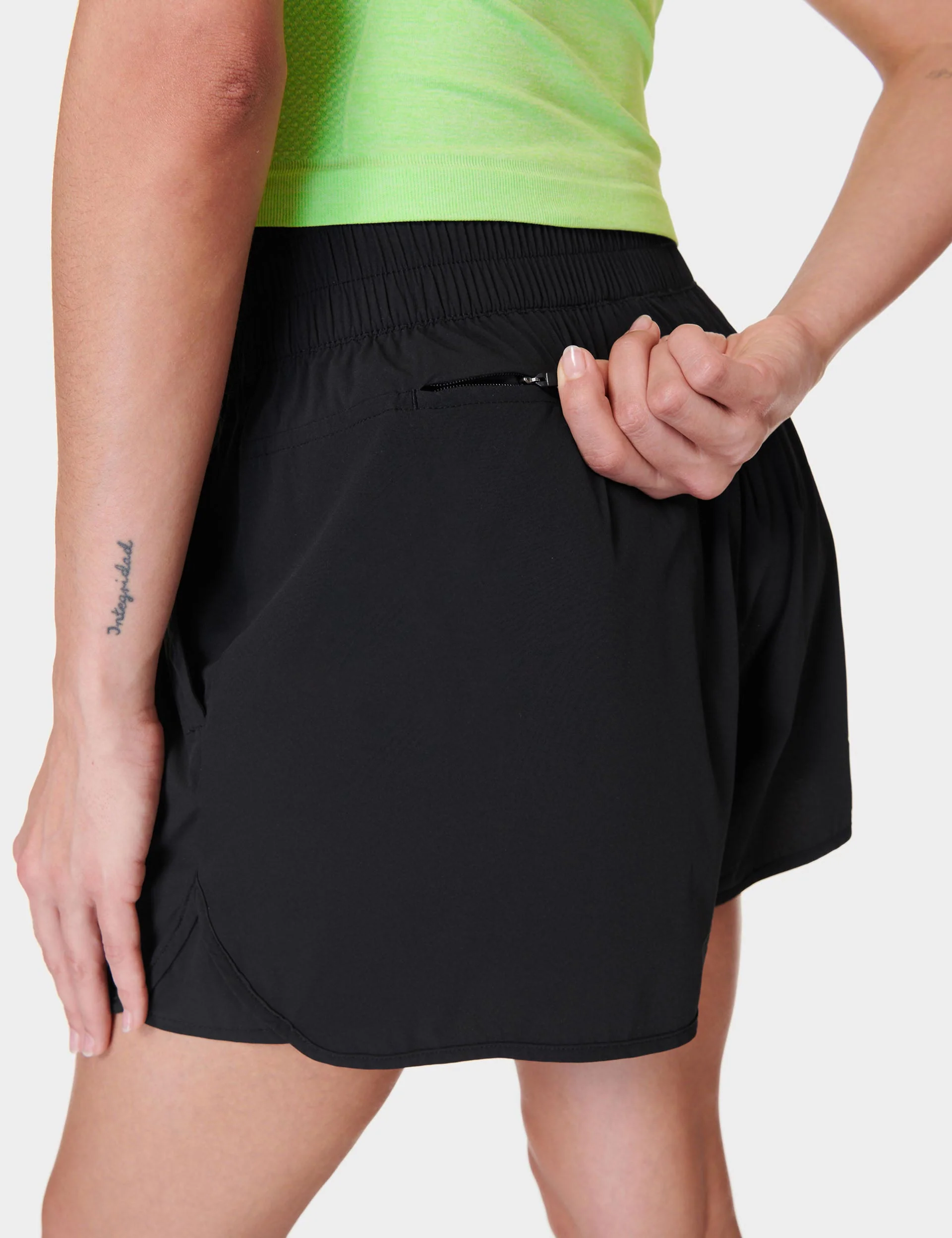 Relay Shell Shorts - Black
