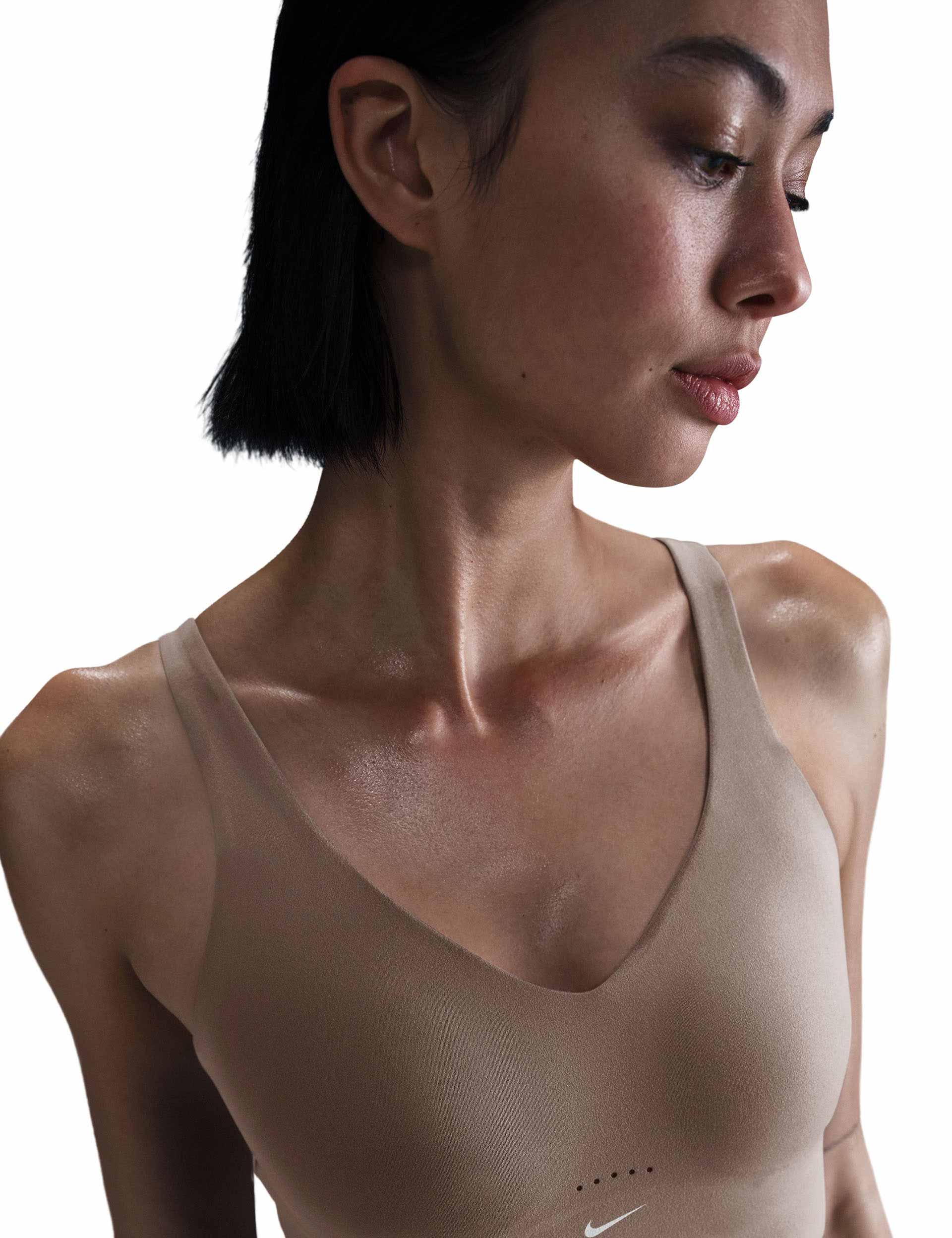 Alate Medium Support Longline Sports Bra - Mink Brown/White