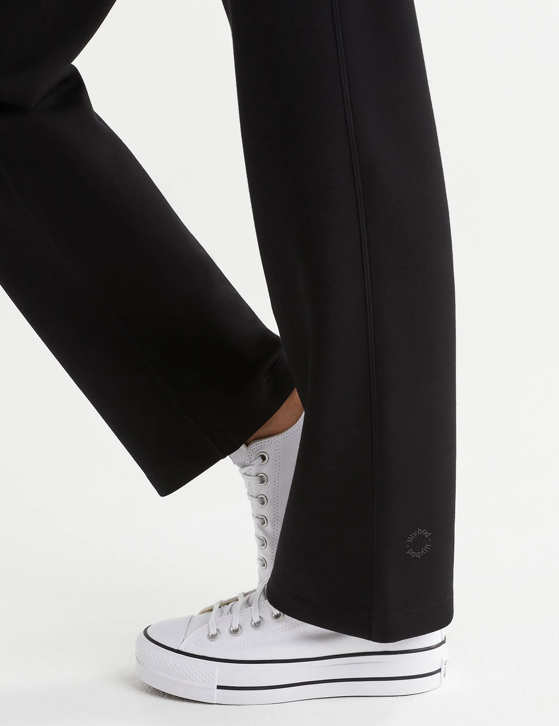 Aimie Relaxed Fit Jogger - Black