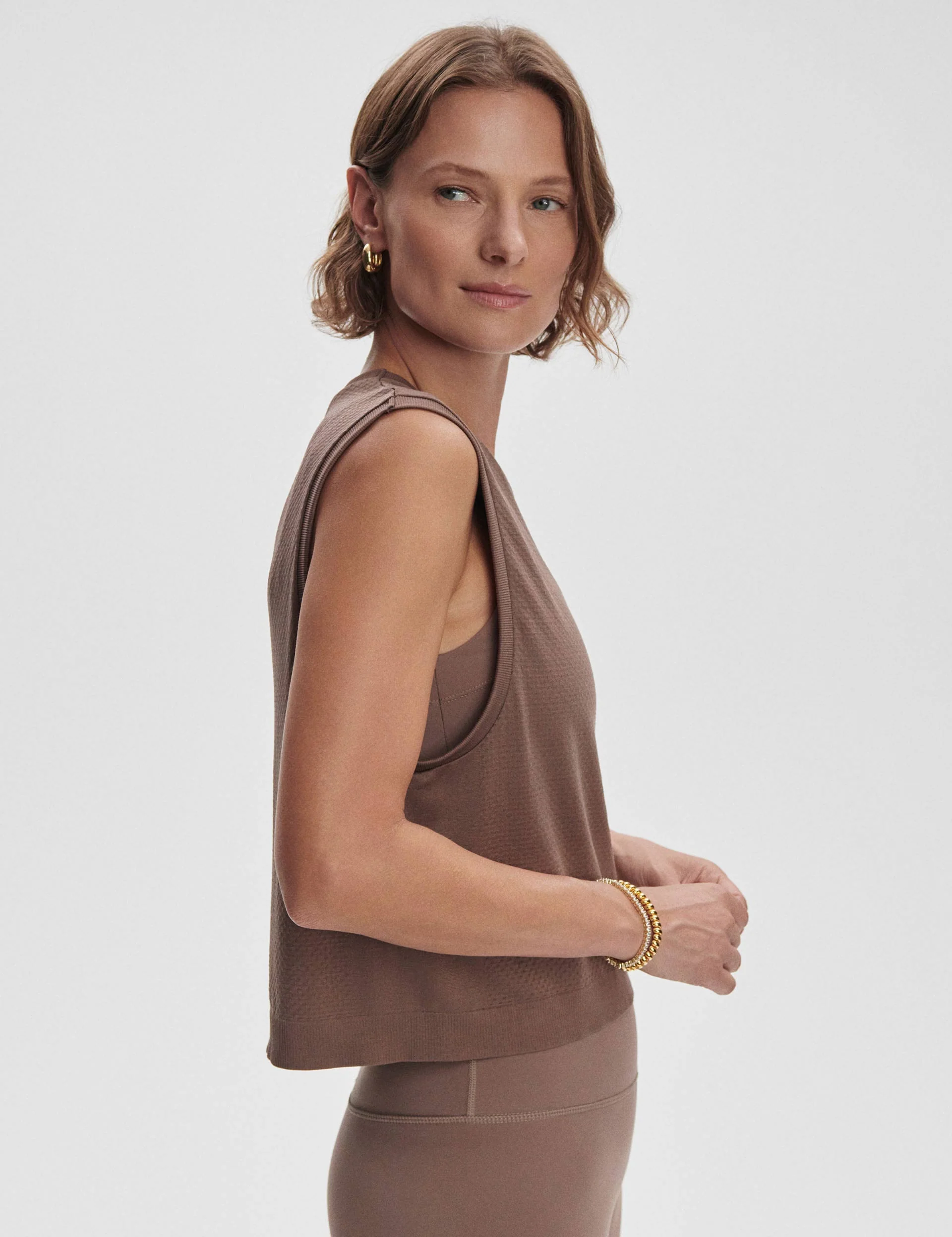 Page Seamless Crop Tank - Deep Taupe