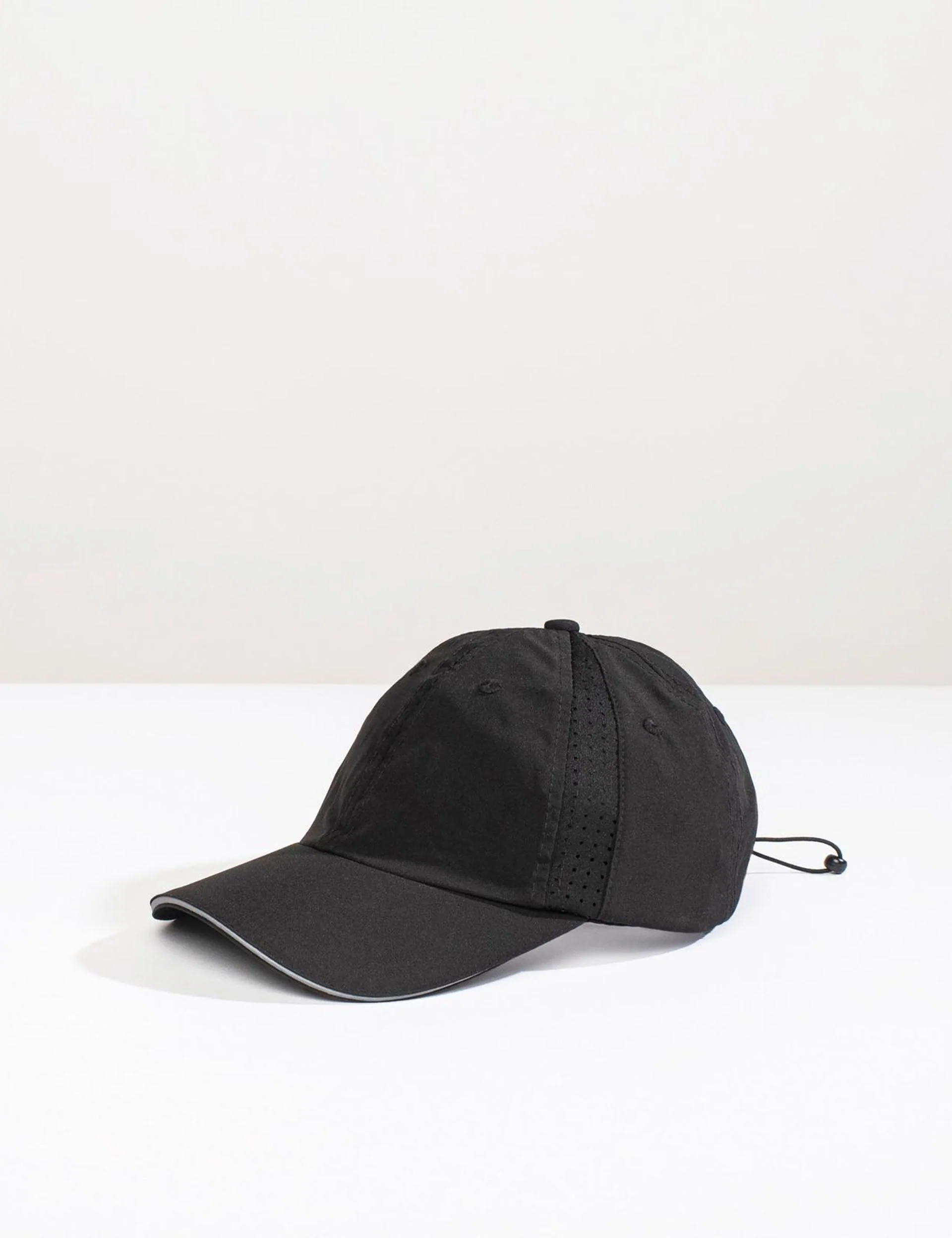 Swiftie Run Cap - Black