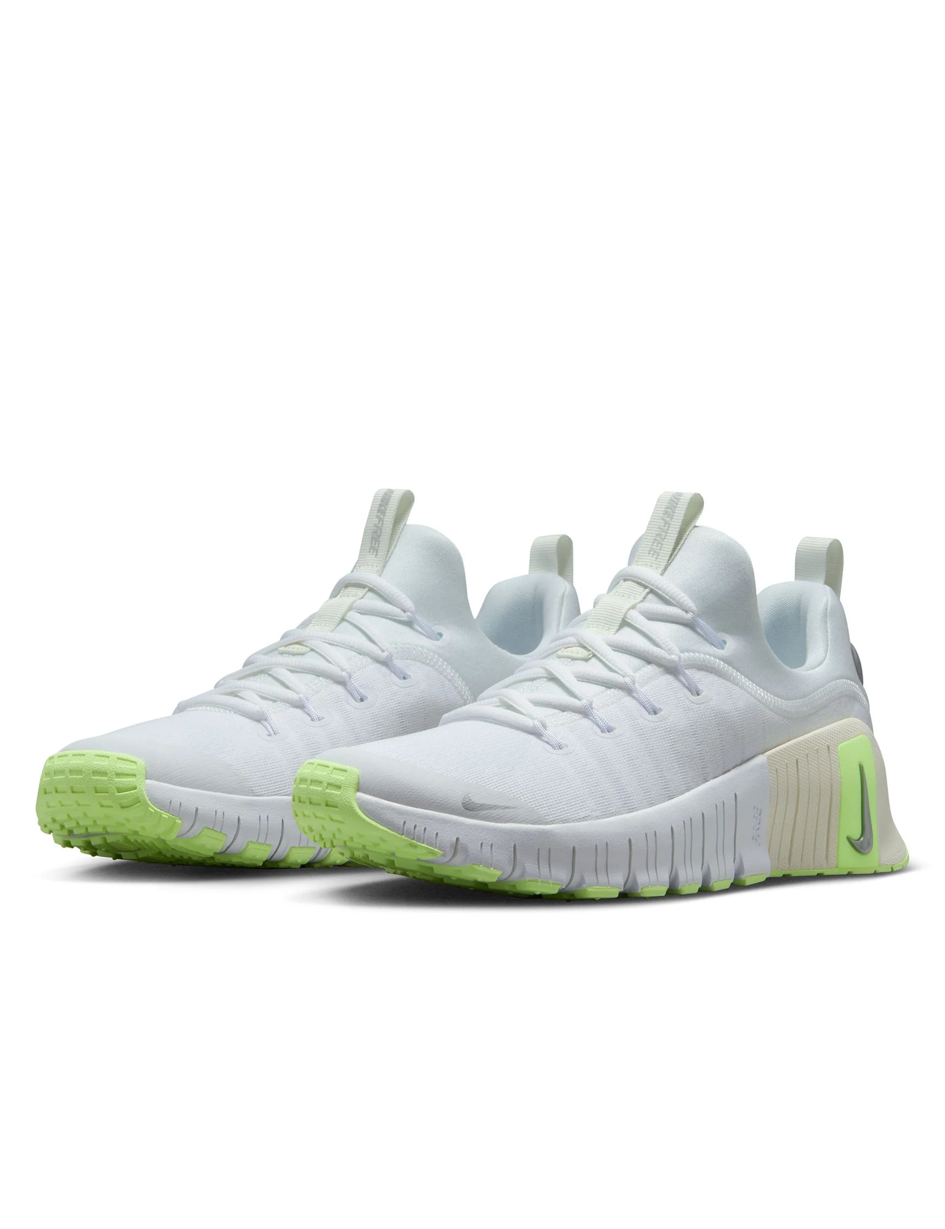 Free Metcon 6 Shoes - White/Metallic Silver/Barely Volt/Sail