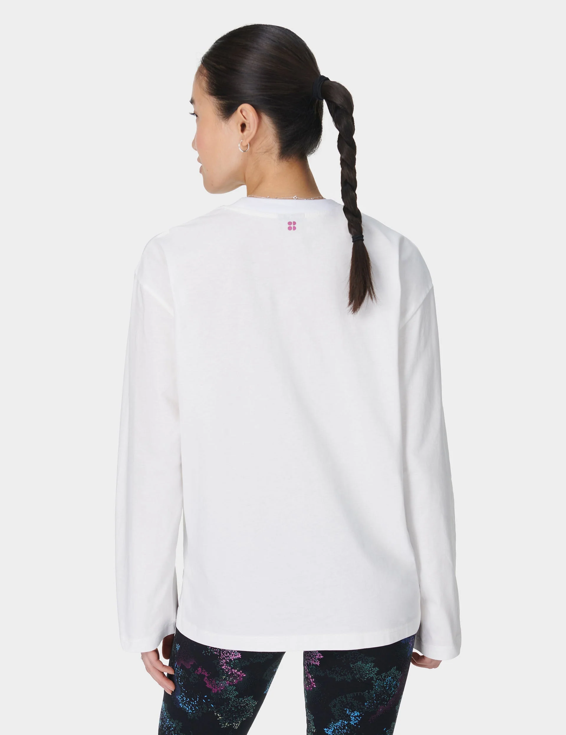 Sweaty Betty Logo Long Sleeve T-Shirt - Lily White
