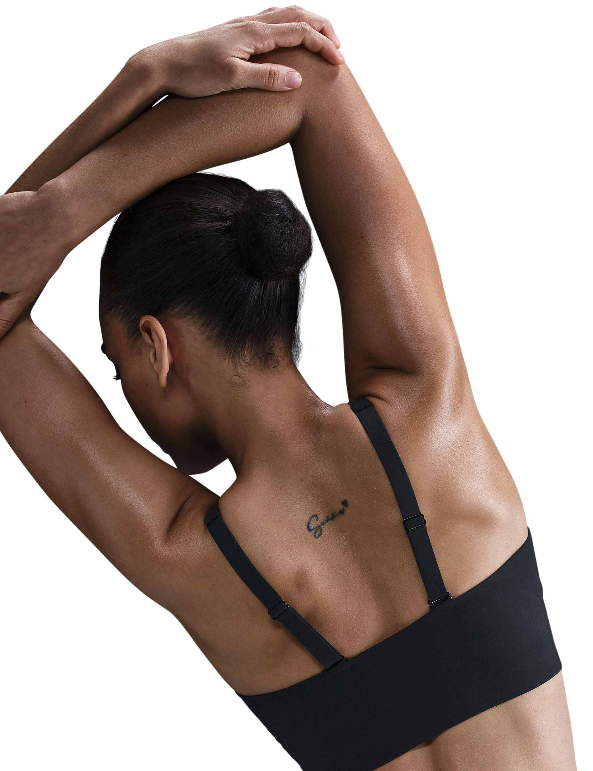 Alate Medium Support Longline Sports Bra - Black/Cool Grey