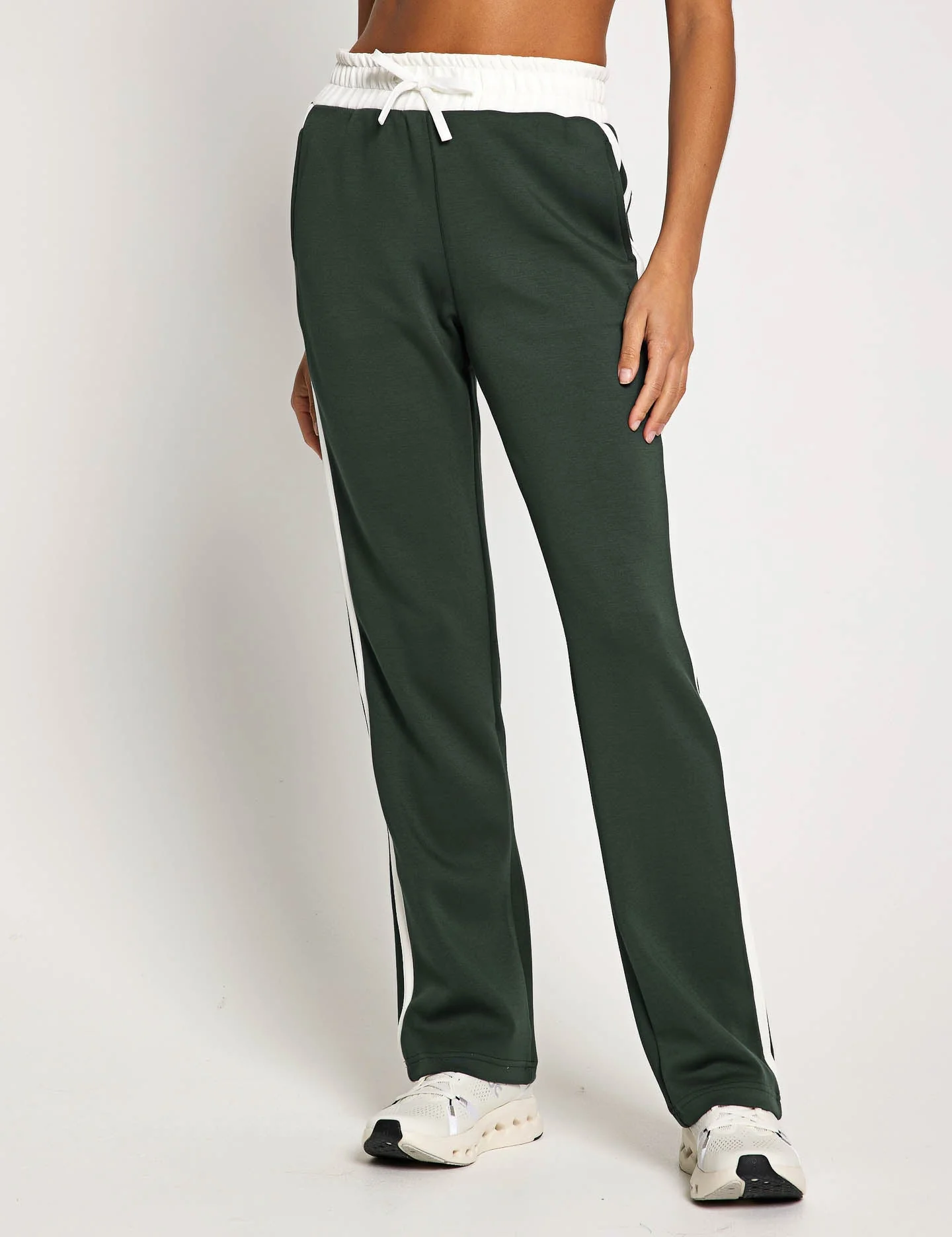 Nikki Wide Leg Jogger - Deep Green