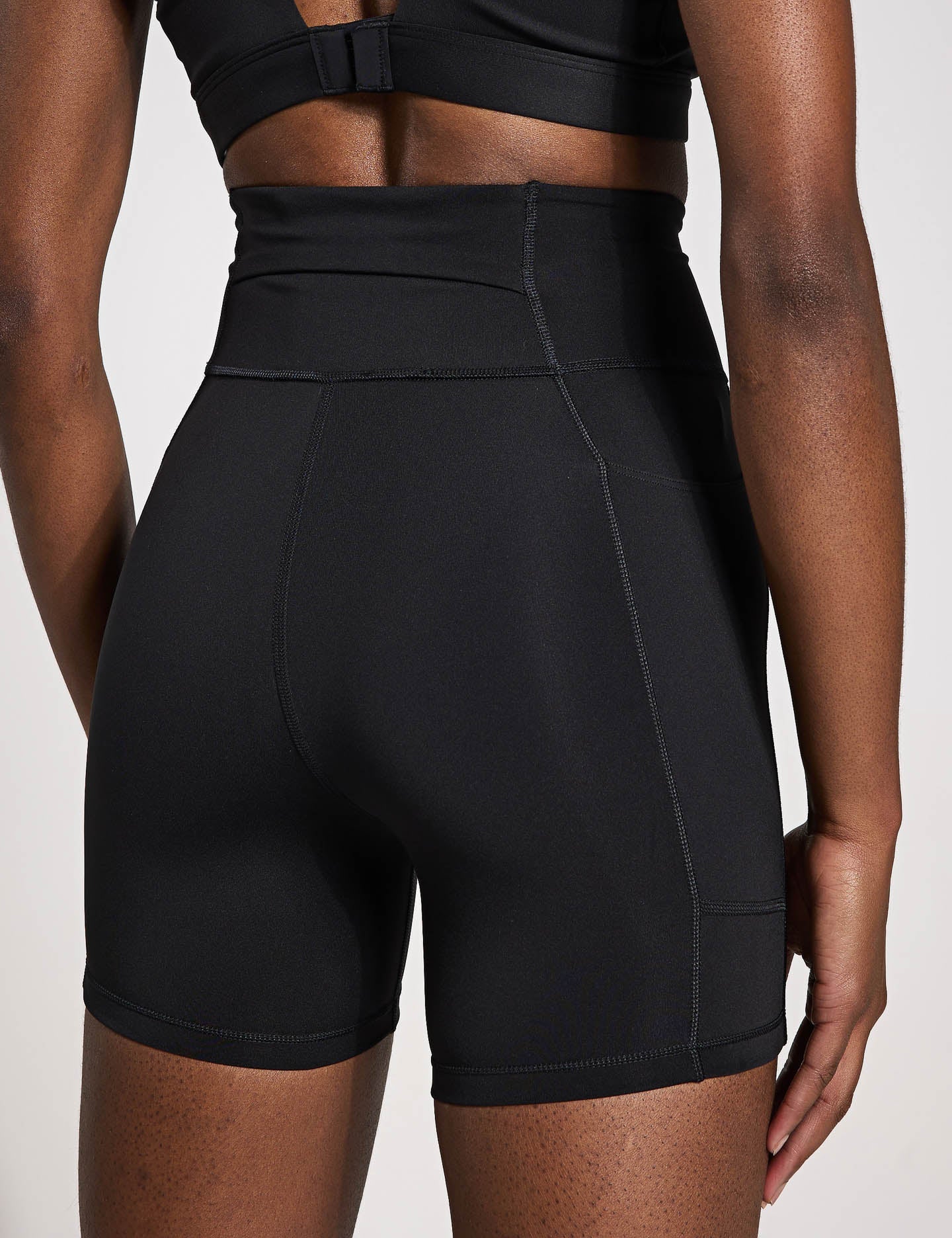 Own the Run Short Leggings 5' - Black