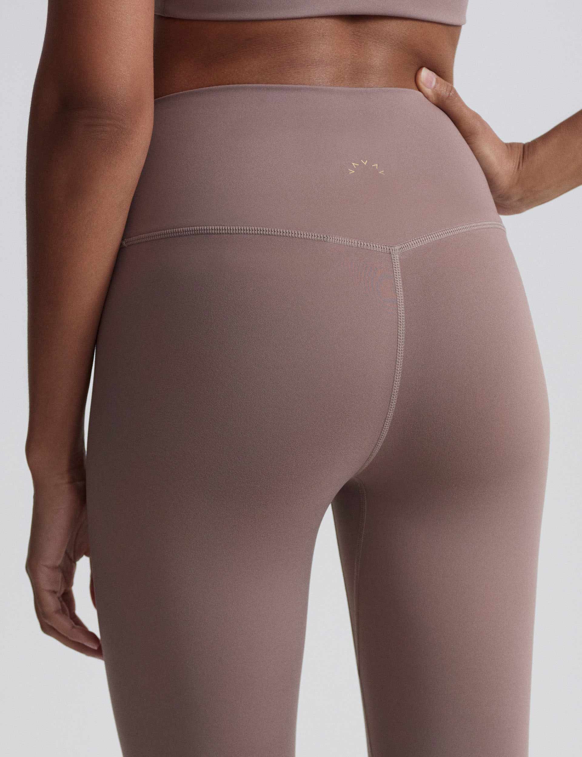FreeSoft High Waisted Legging 25 - Deep Taupe