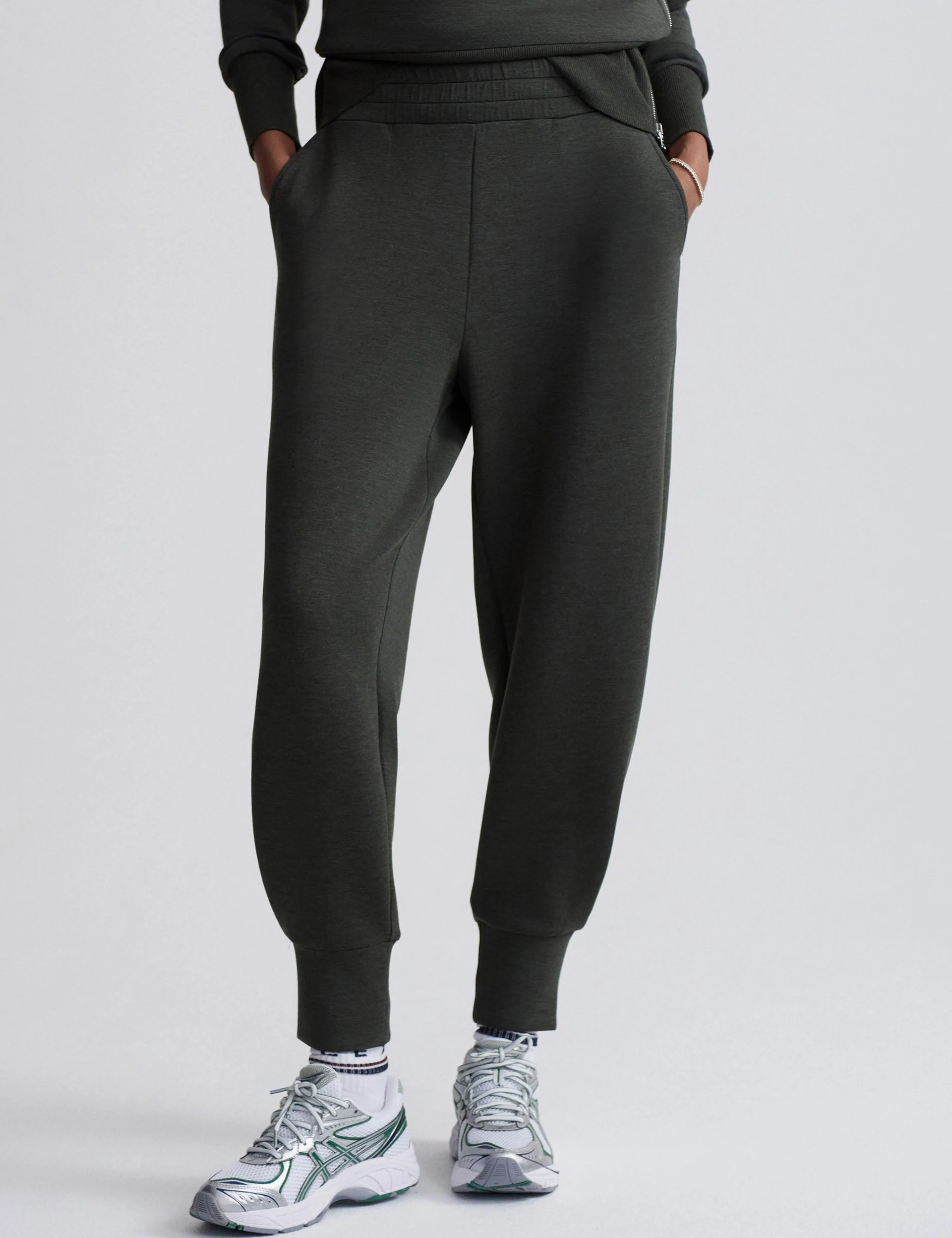The Relaxed Pant 27.5
