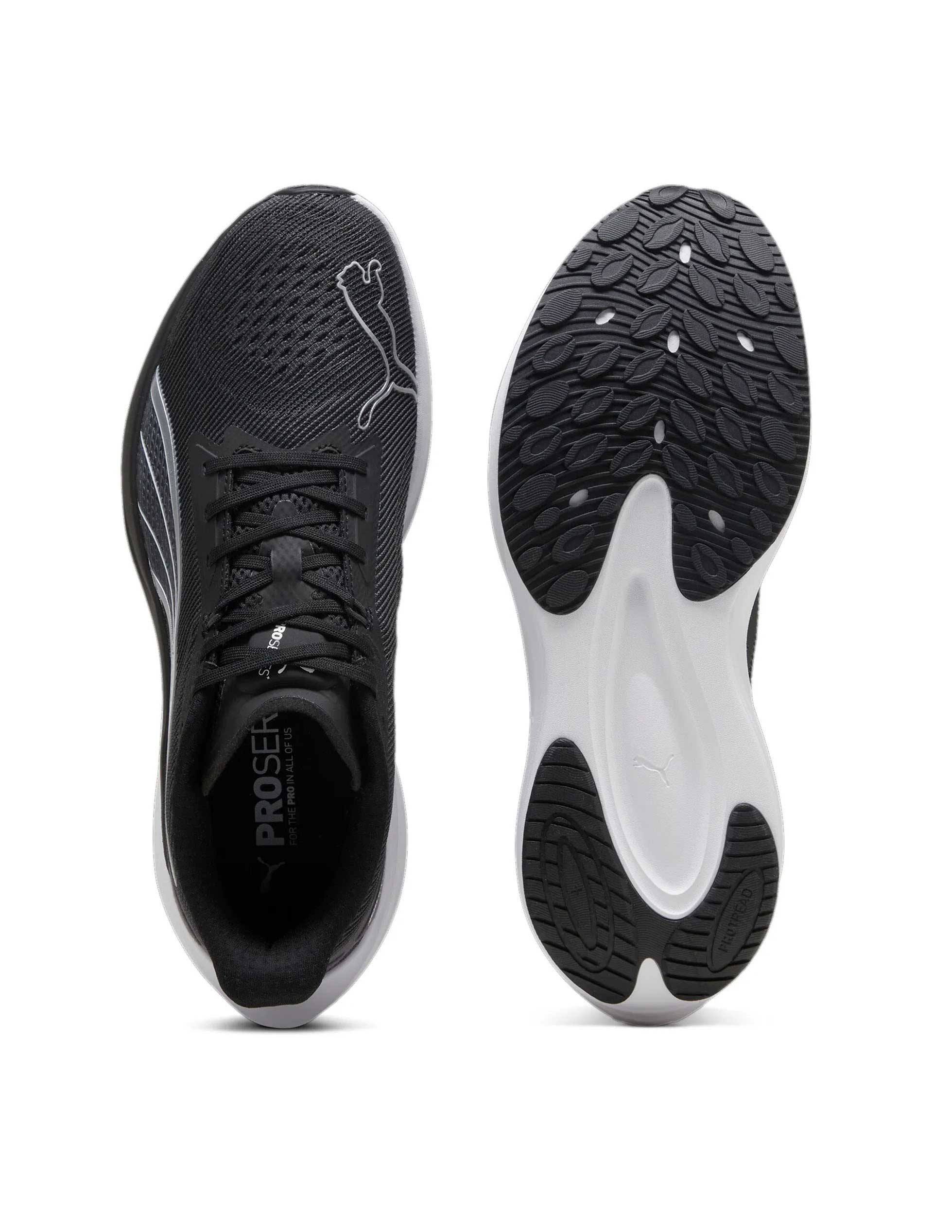 Darter Pro Running Shoes - Black/White