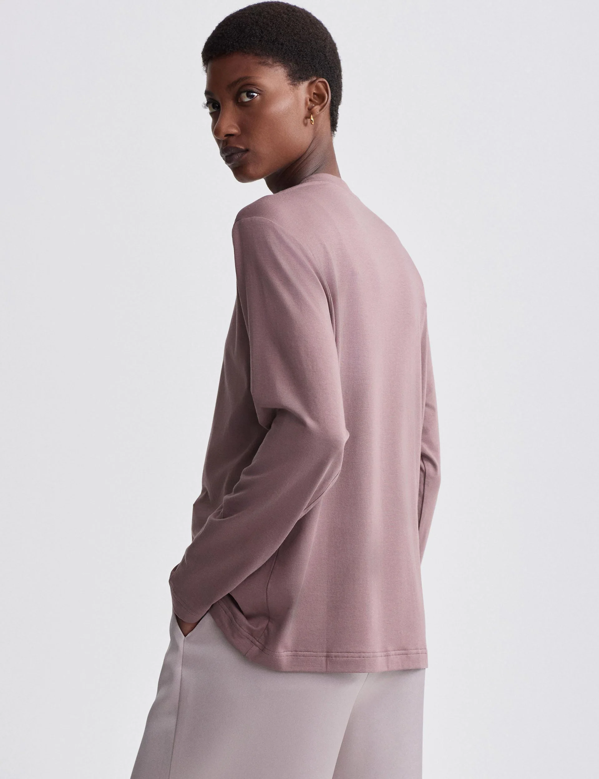 Leah Long Sleeve Boyfriend Tee - Deep Taupe