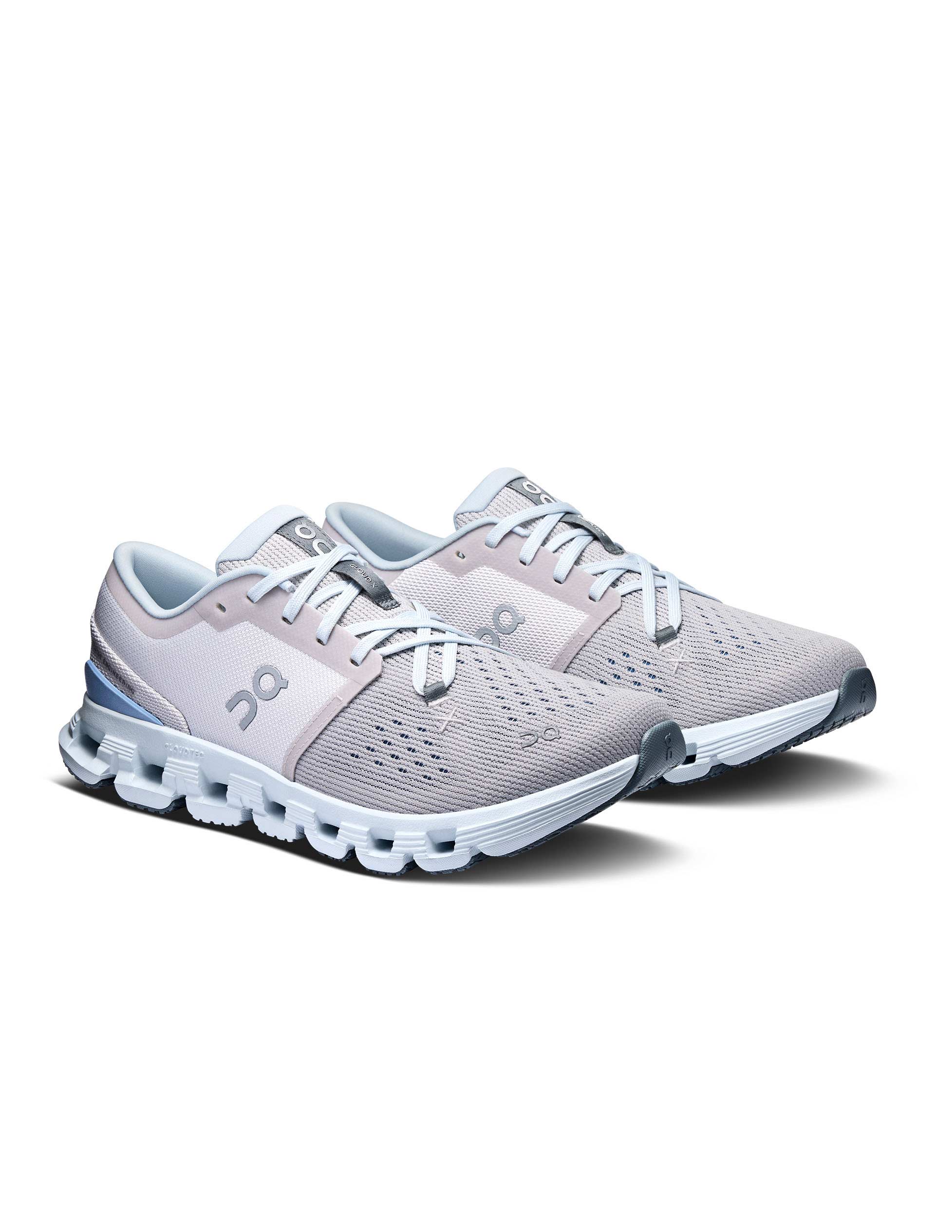 Cloud X 4 - Silver/Chambray