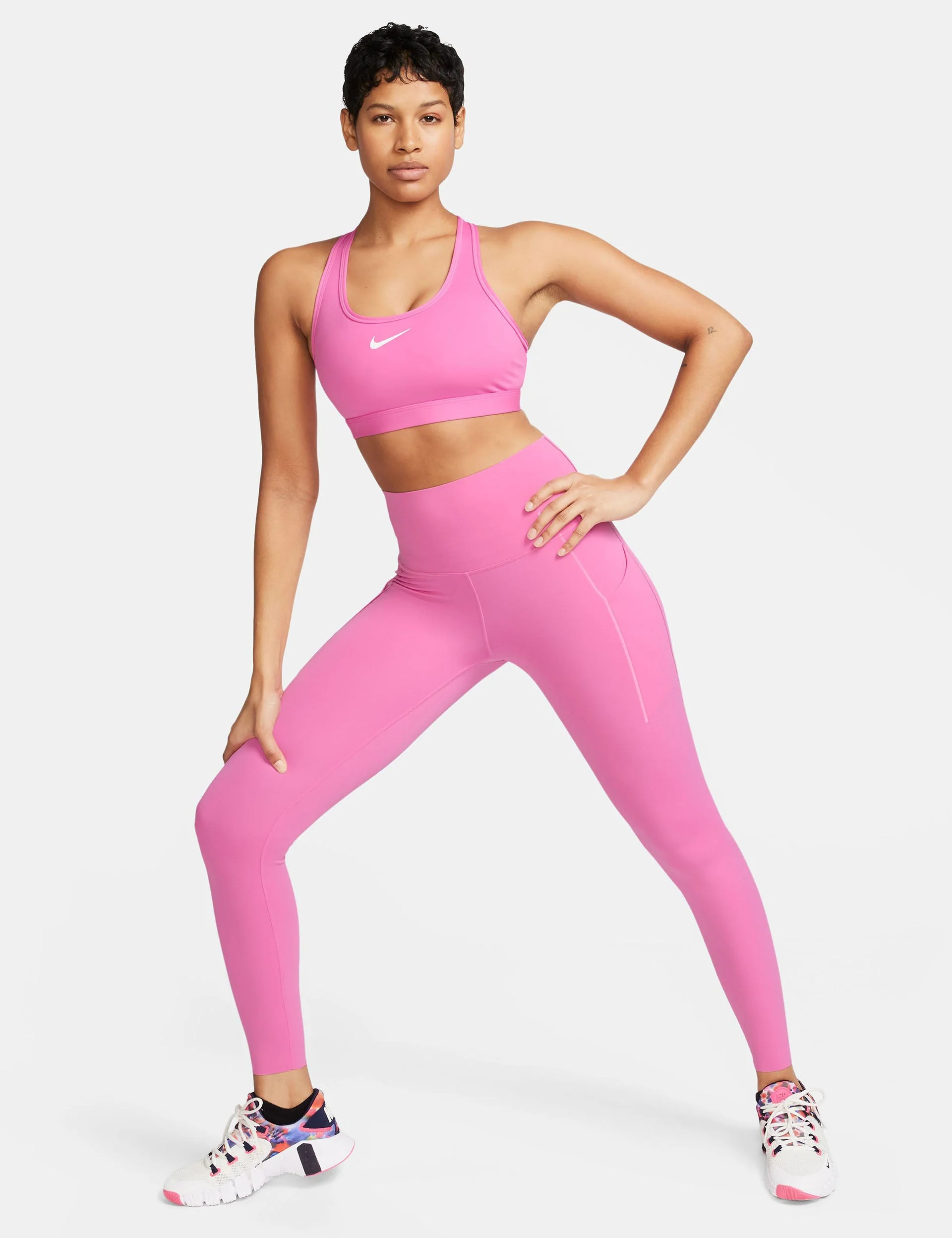 Swoosh Medium Support Bra - Playful Pink/White