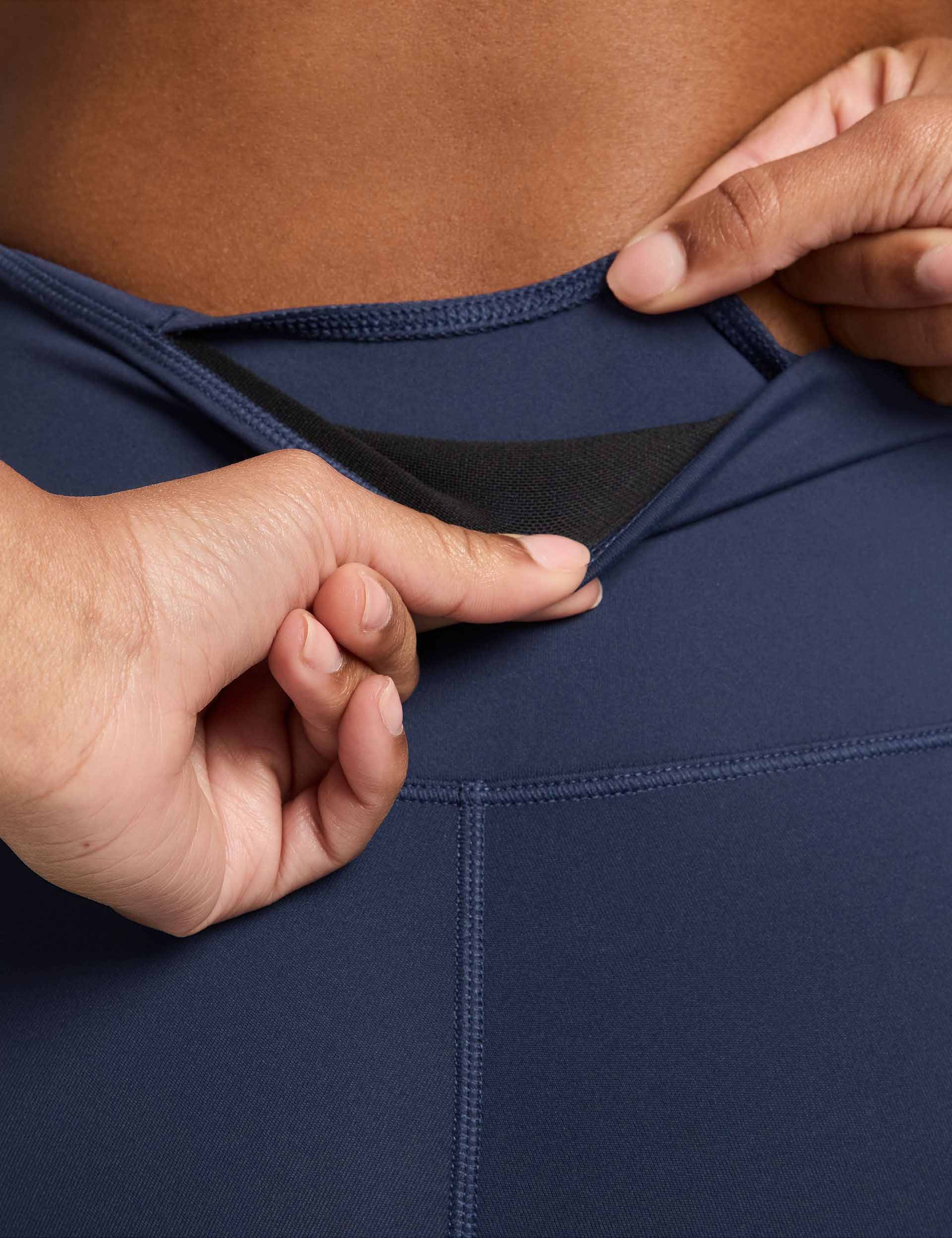 One High Waisted 7/8 Leggings - Midnight Navy