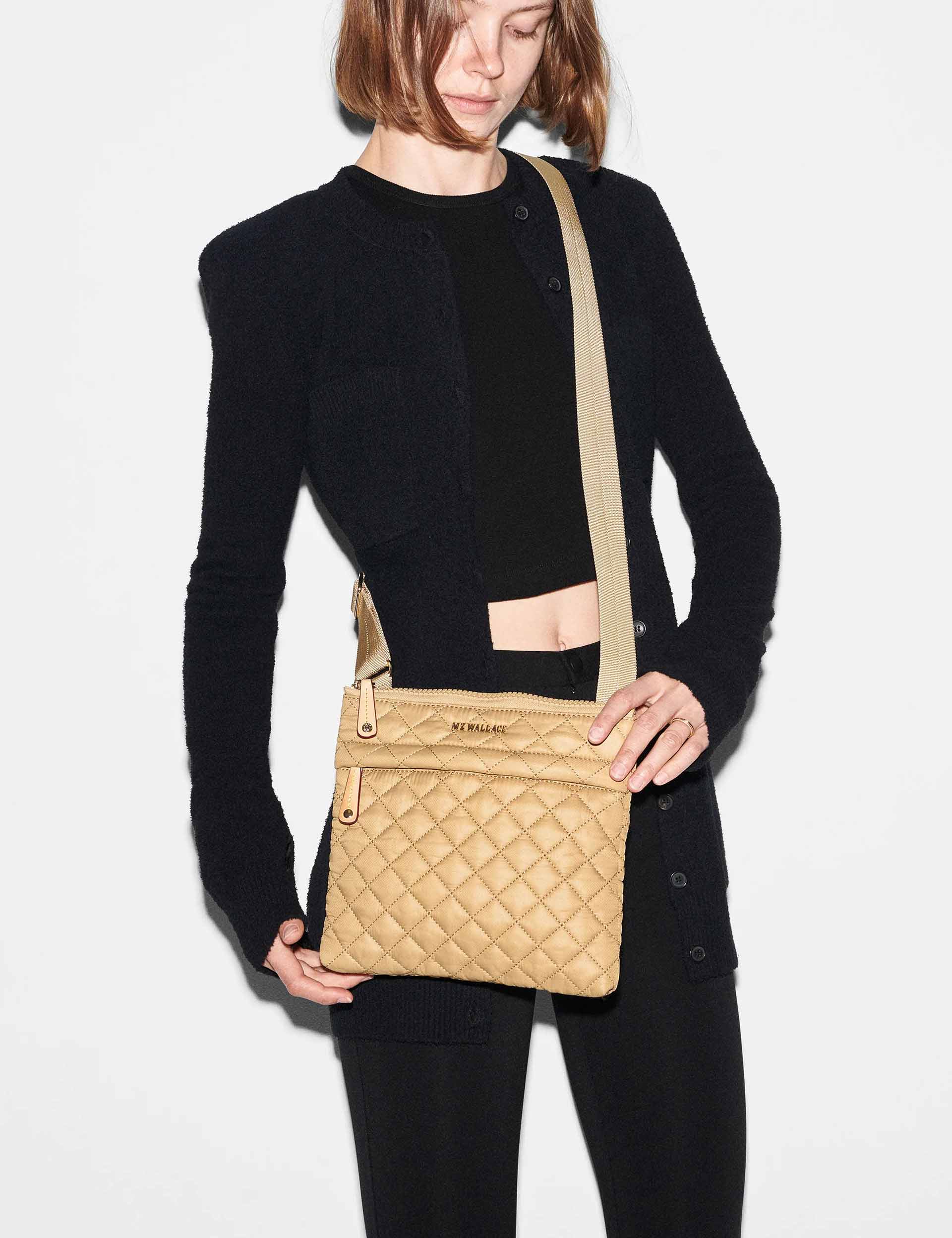 Metro Flat Crossbody - Camel