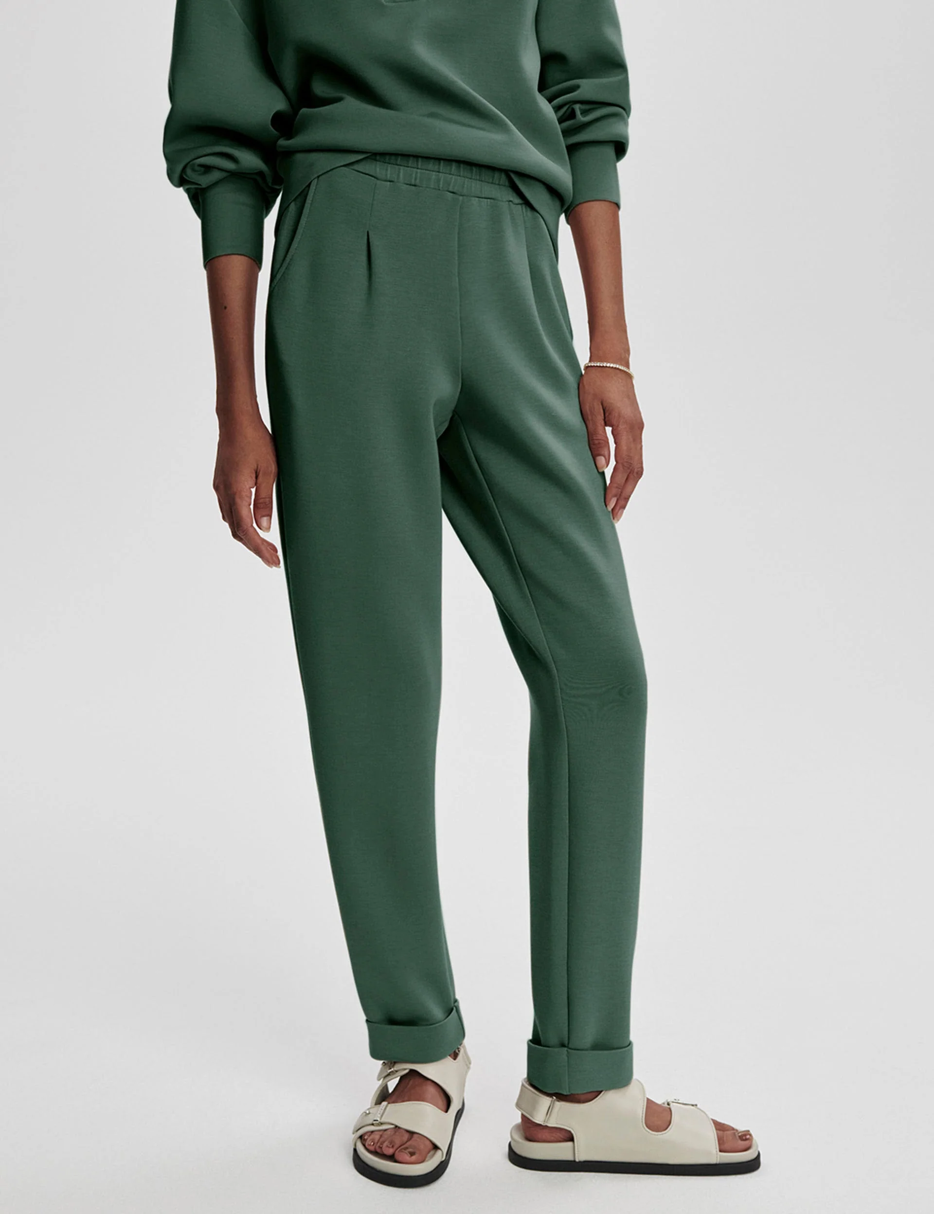The Rolled Cuff Pant 25