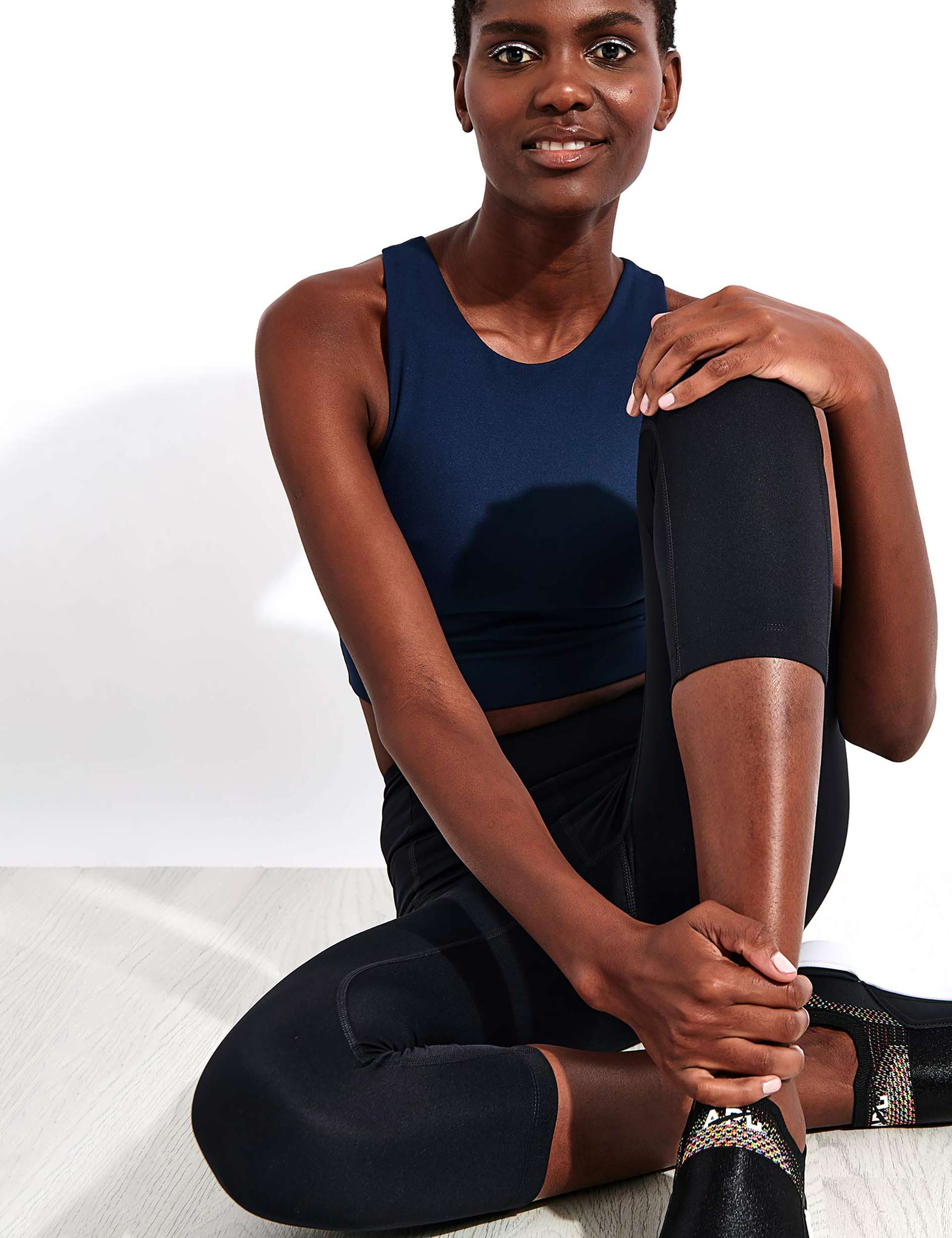 Compressive High Waisted Capri Legging - Black