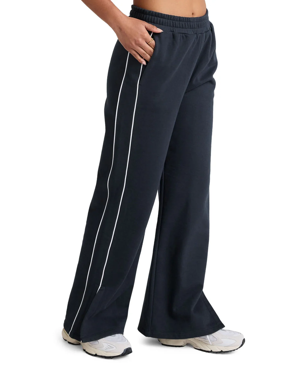 LuxeFleece Piper Wide Leg Pant - Nocturnal Navy