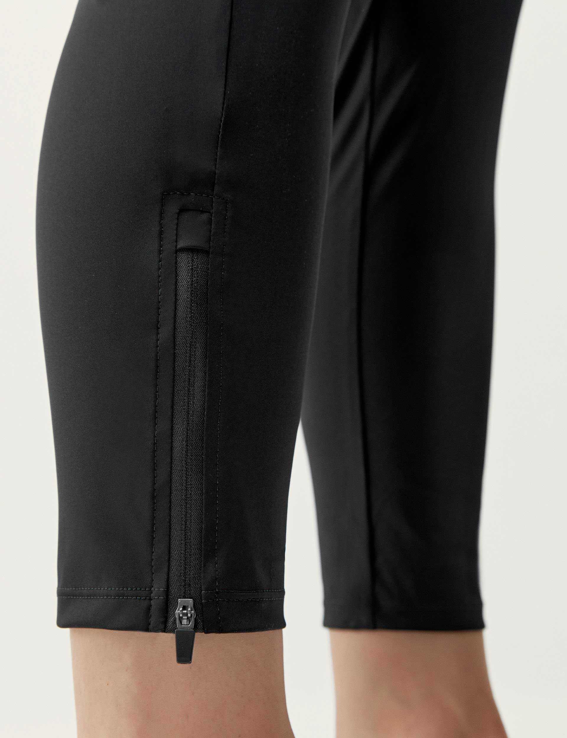 Airla Jogger - Black