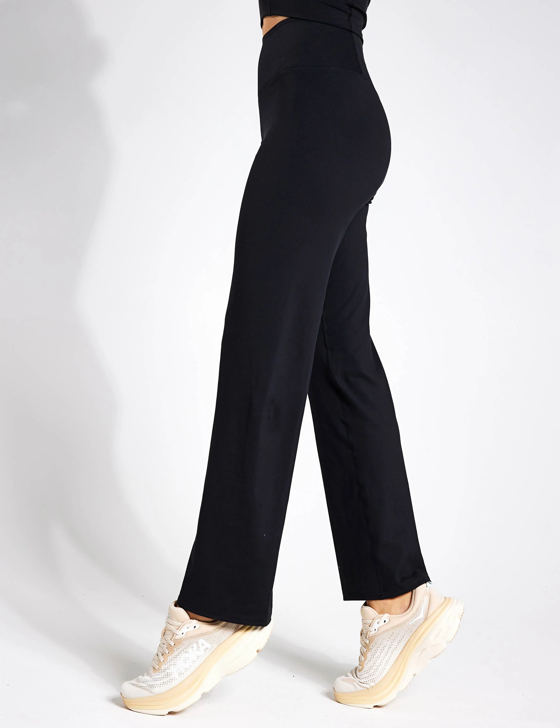 Straight Leg Yoga Joggers - Black