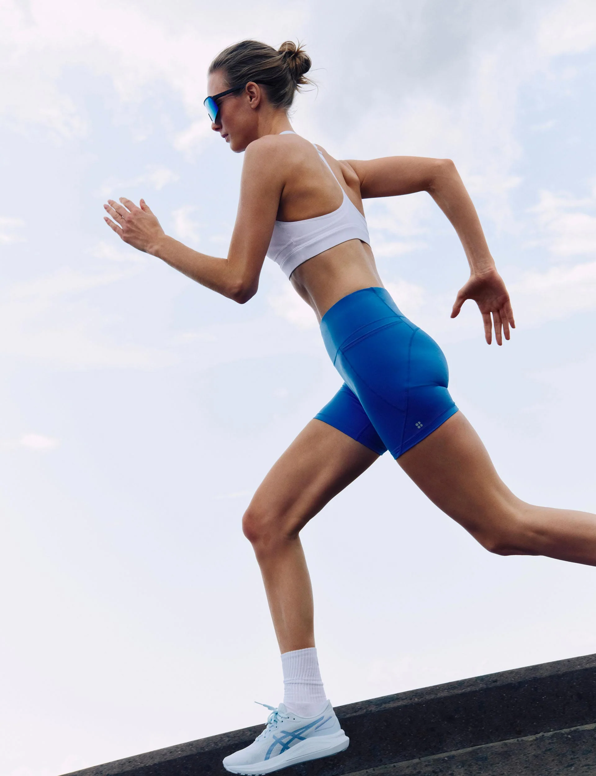 Power Medium Support Sports Bra - White