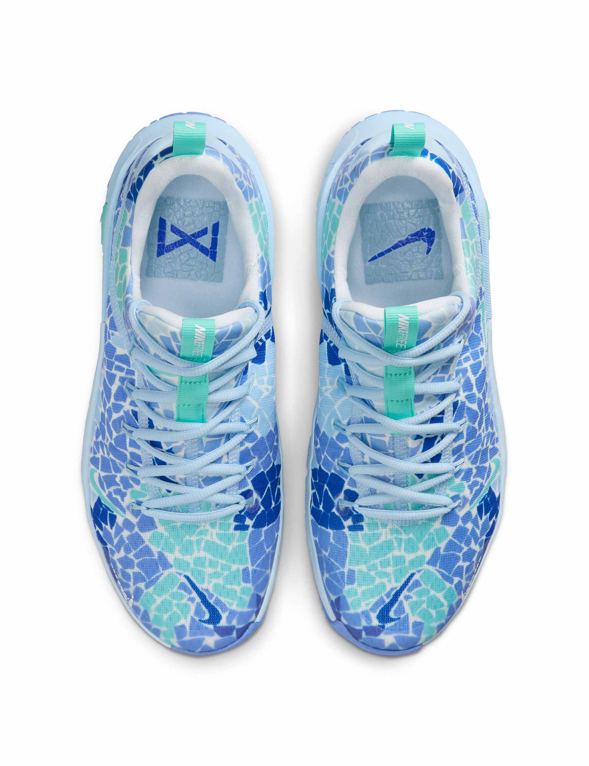 Free Metcon 6 AMP Shoes - Ice Blue/Royal Pulse/Racer Blue/White