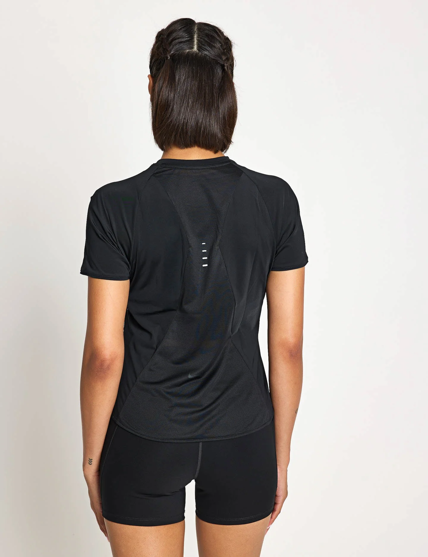 Swift Dri-FIT Short-Sleeve Running Top - Black/Reflective Silver
