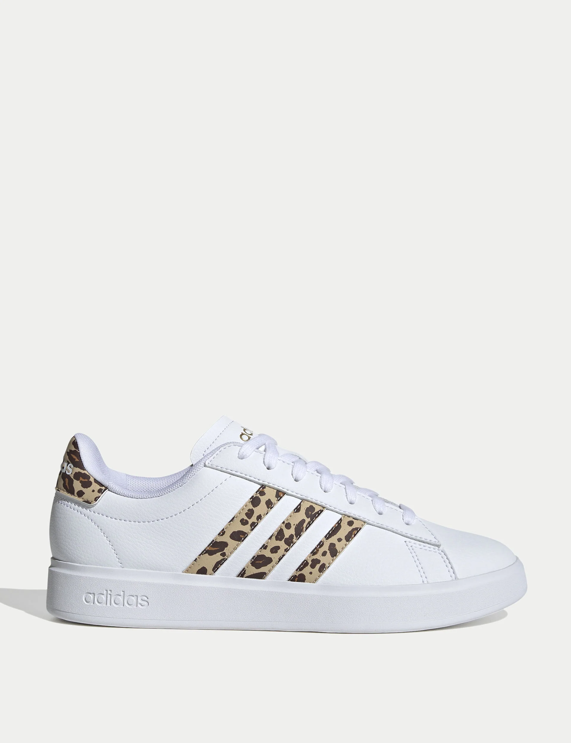 Grand Court 2.0 Shoes - Cloud White/Magic Beige/Matte Gold