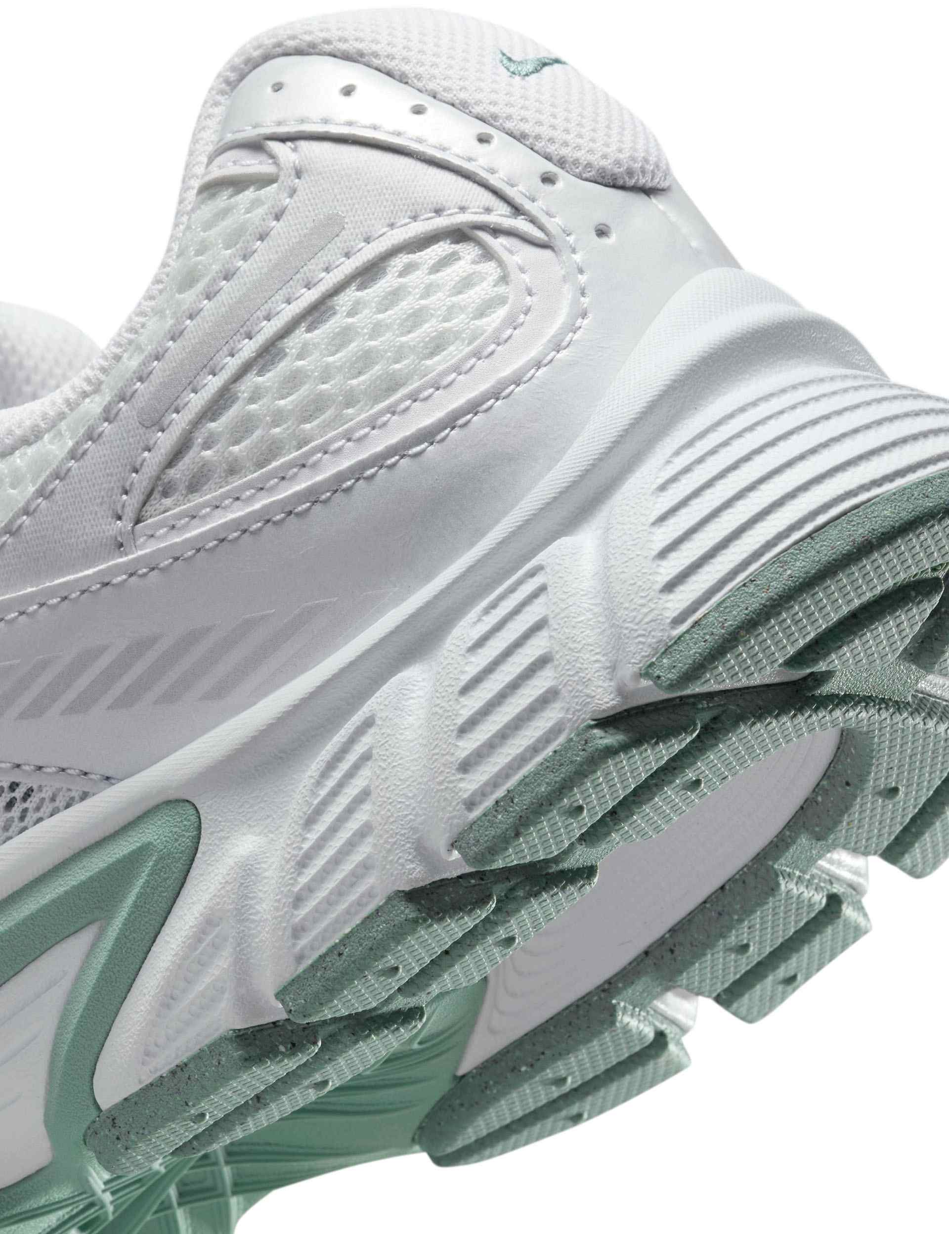 V5 RNR Shoes - Summit White/Vast Grey/Cannon/White