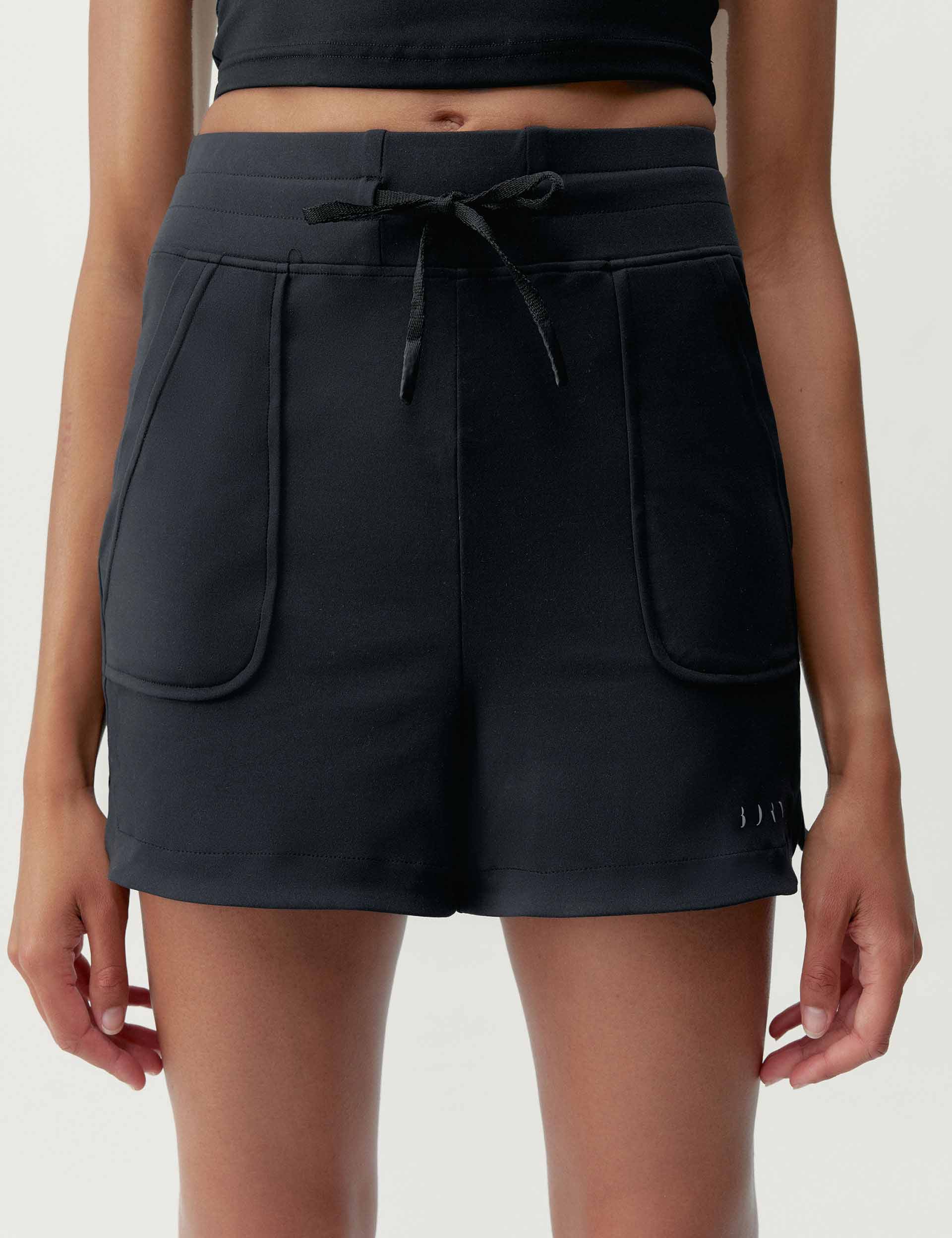 Leila Short - Black