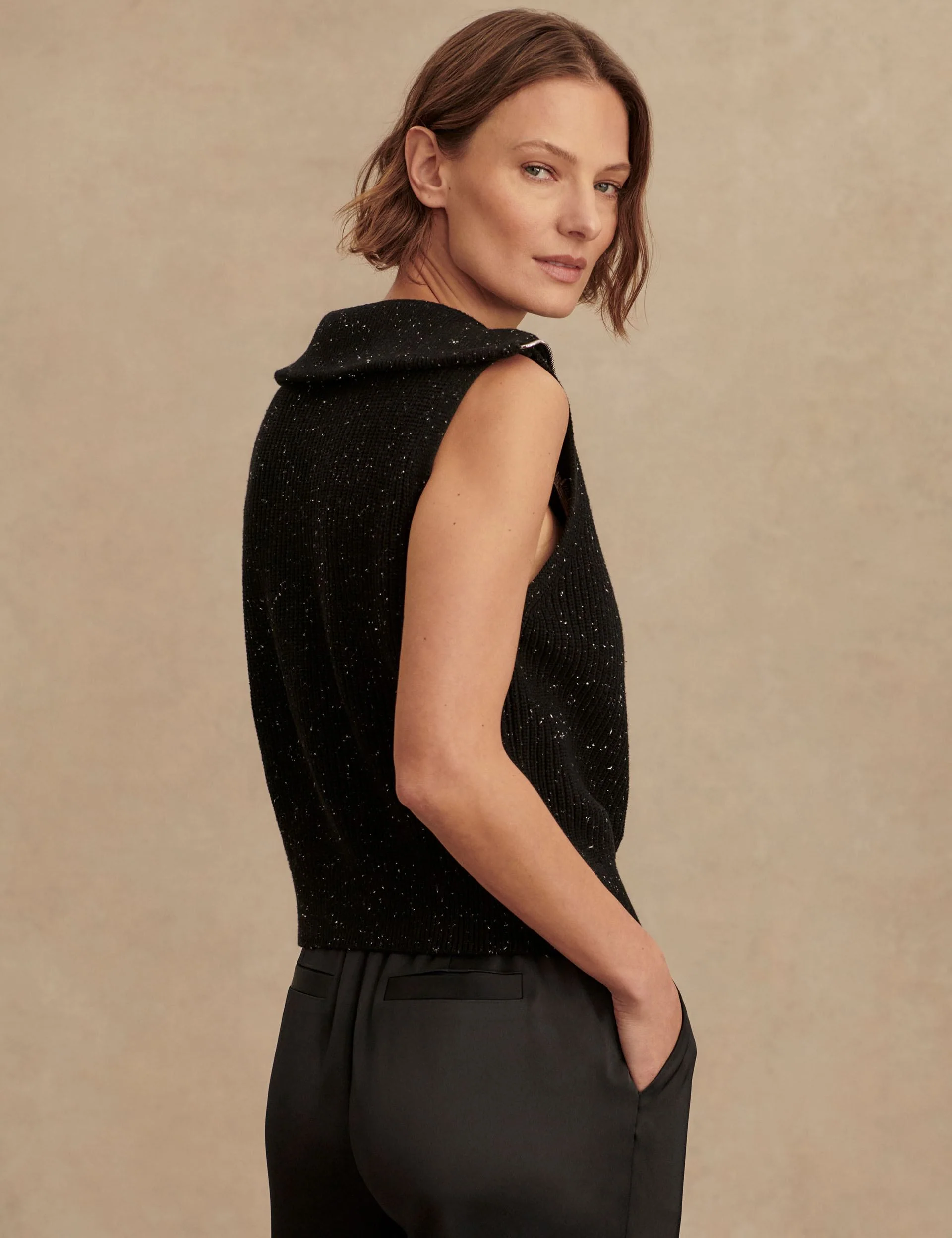 Hally Half-Zip Rib Vest - Black Fleck