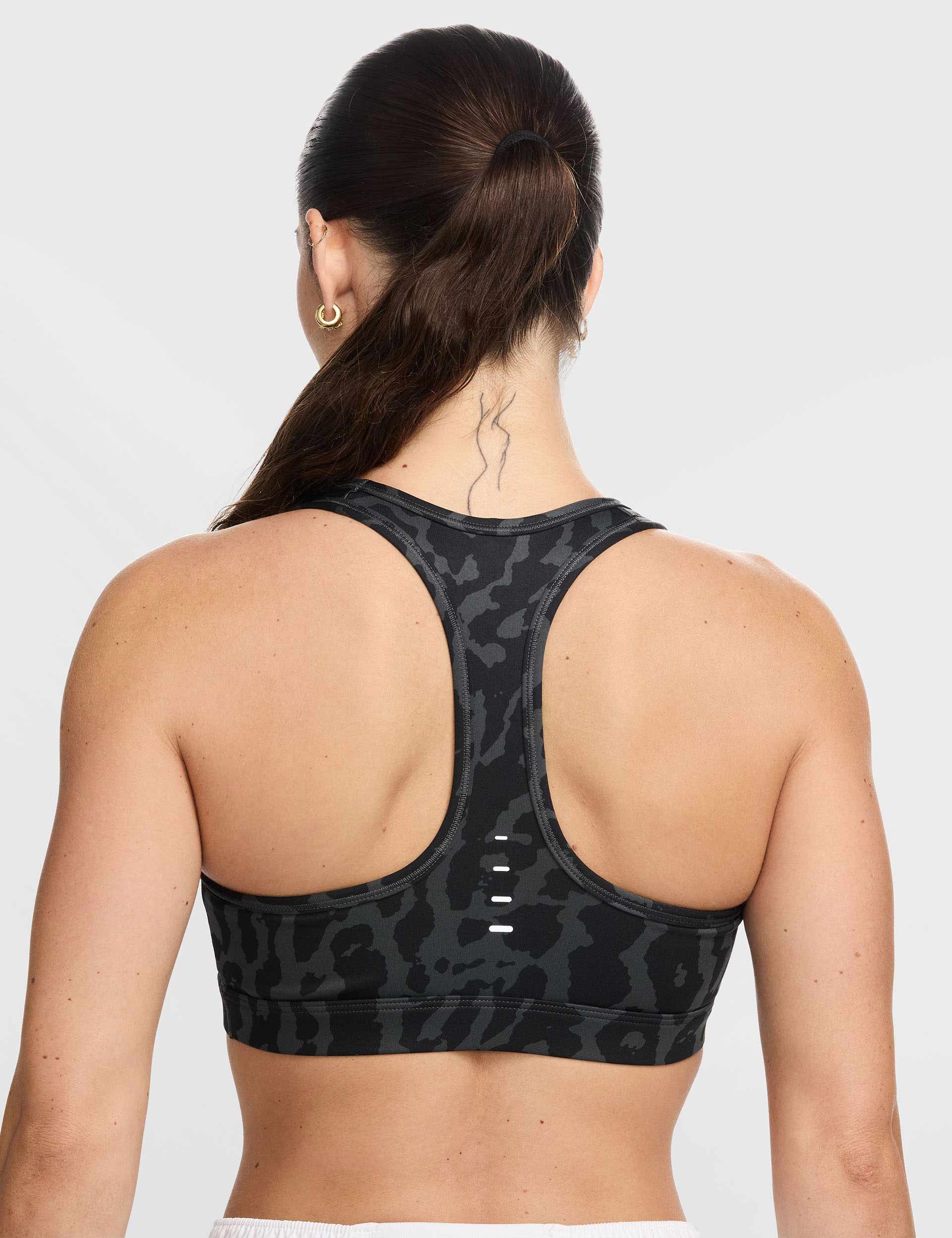 Swoosh Medium Support Printed Sports Bra - Black/Reflective Silver